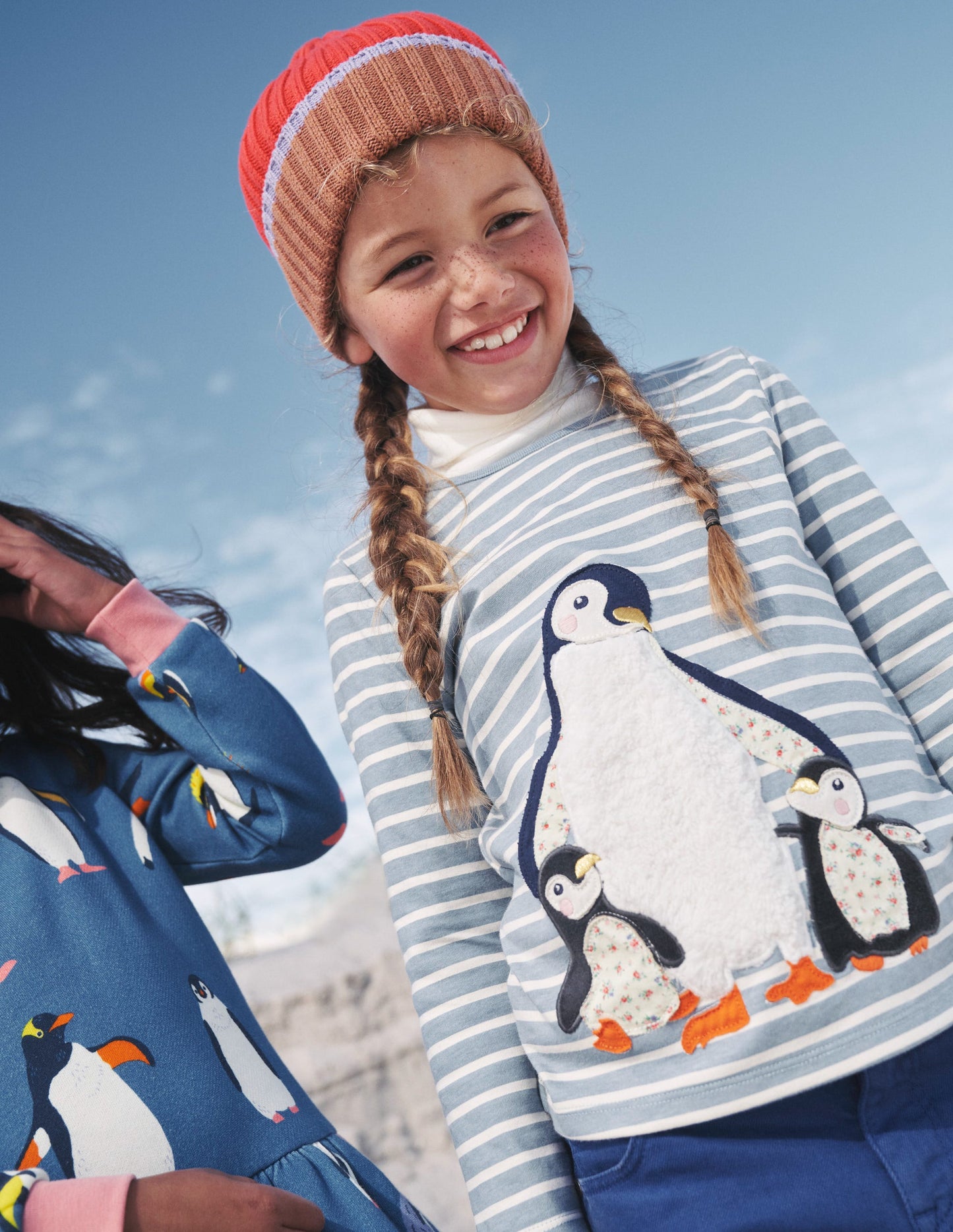 Puff Sleeve Appliqué T-shirt-Pebble Blue/Ivory Penguin