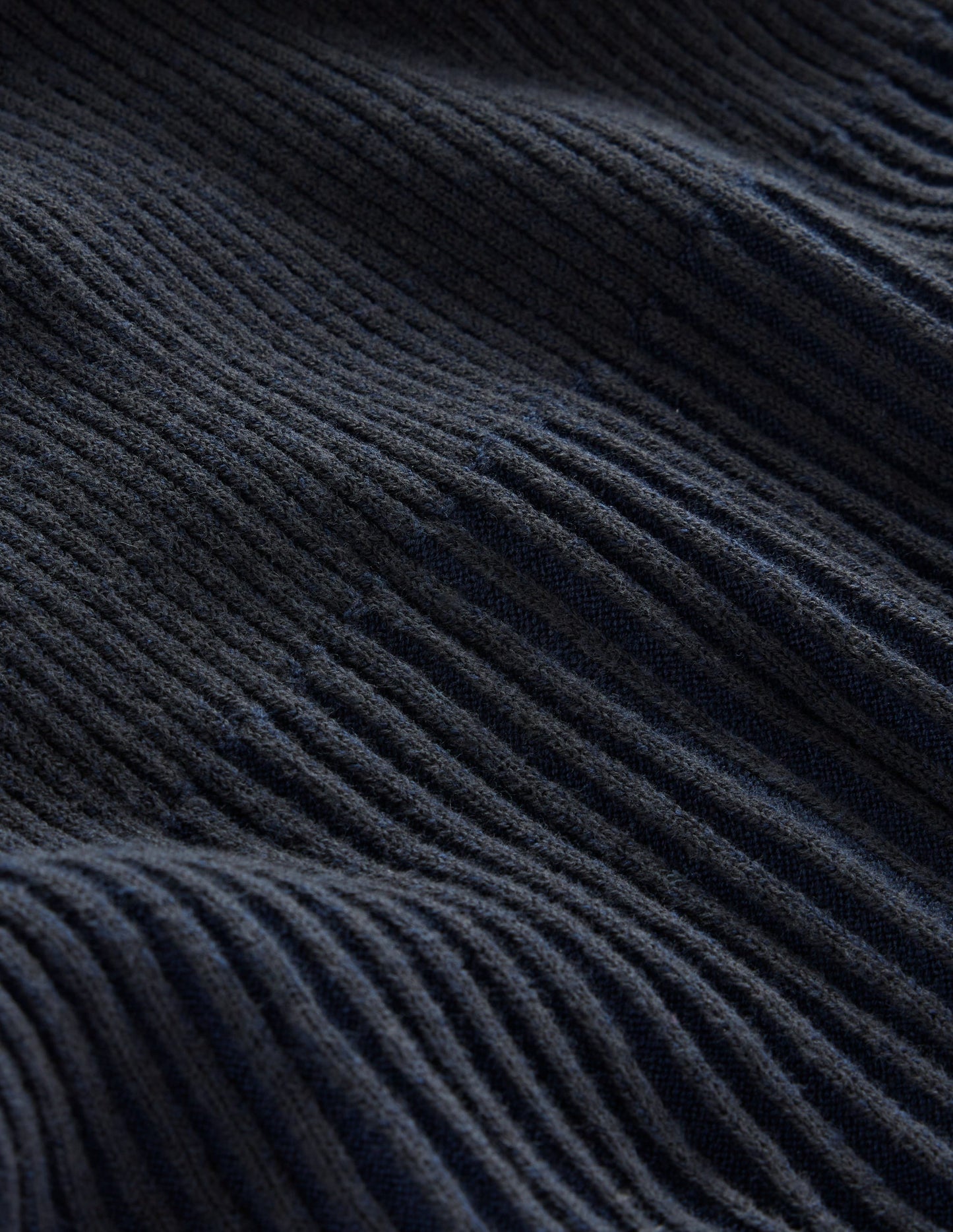 Lola Knitted Midi Dress-Navy, Black Plated