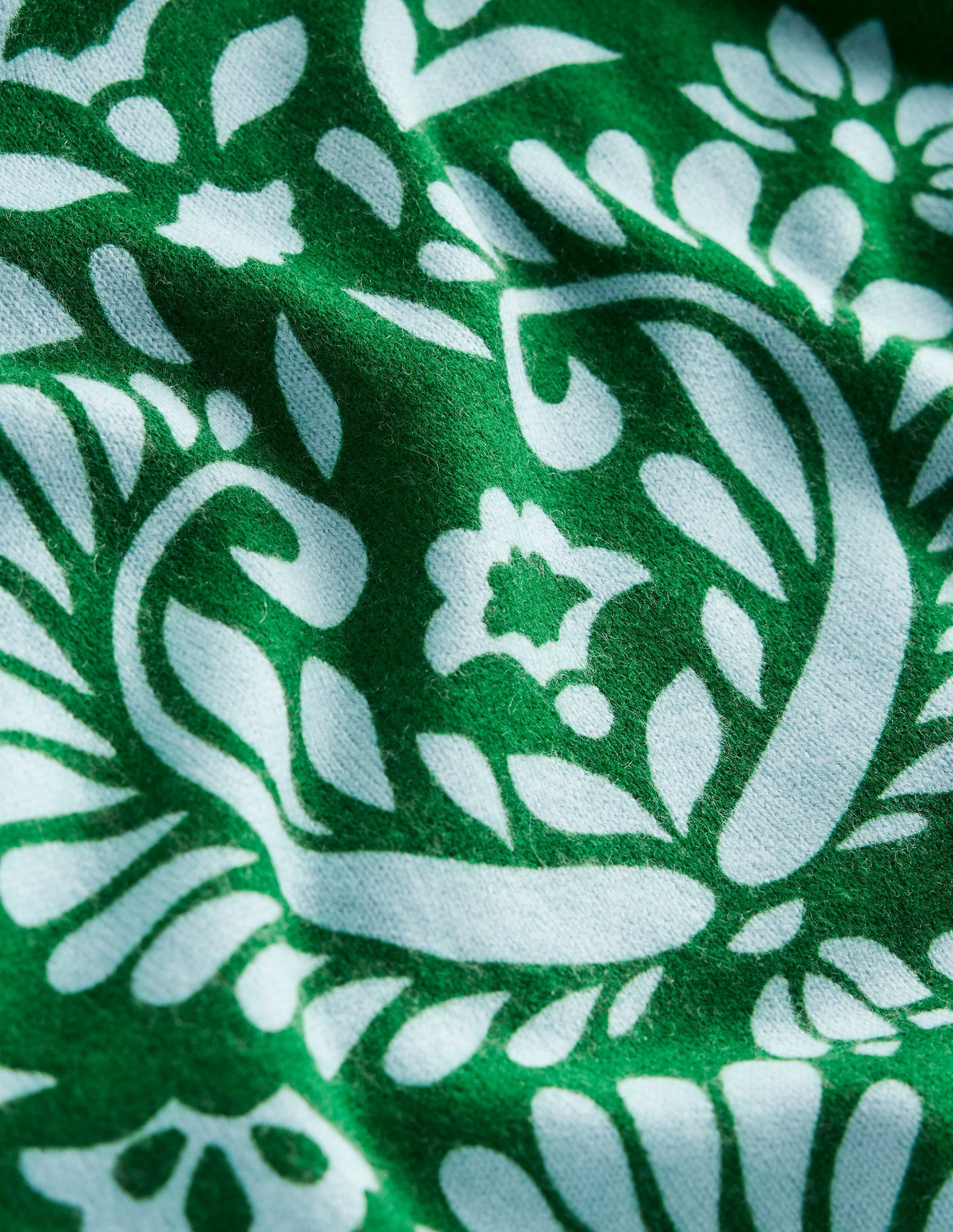 Eva Cashmere Crew Neck Sweater-Pine Green, Decorative Flora