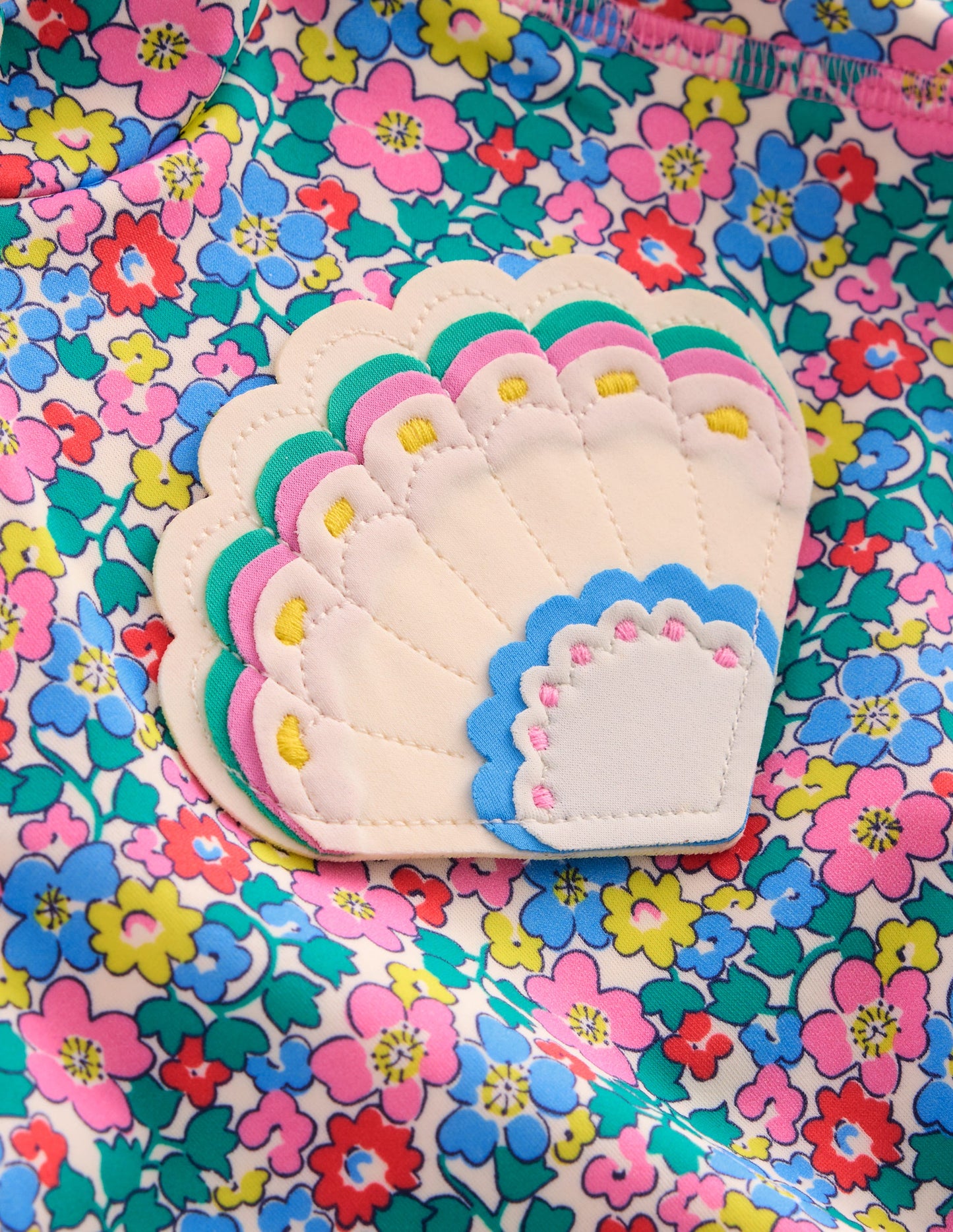 Frilly Rash Vest Set-Multi Flowerbed Shell