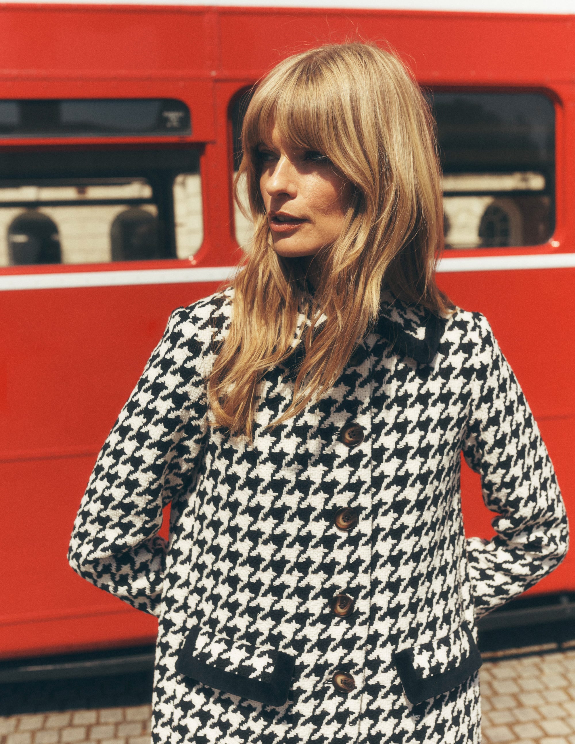 25waut_u0389_blk_w01.jpg?v=