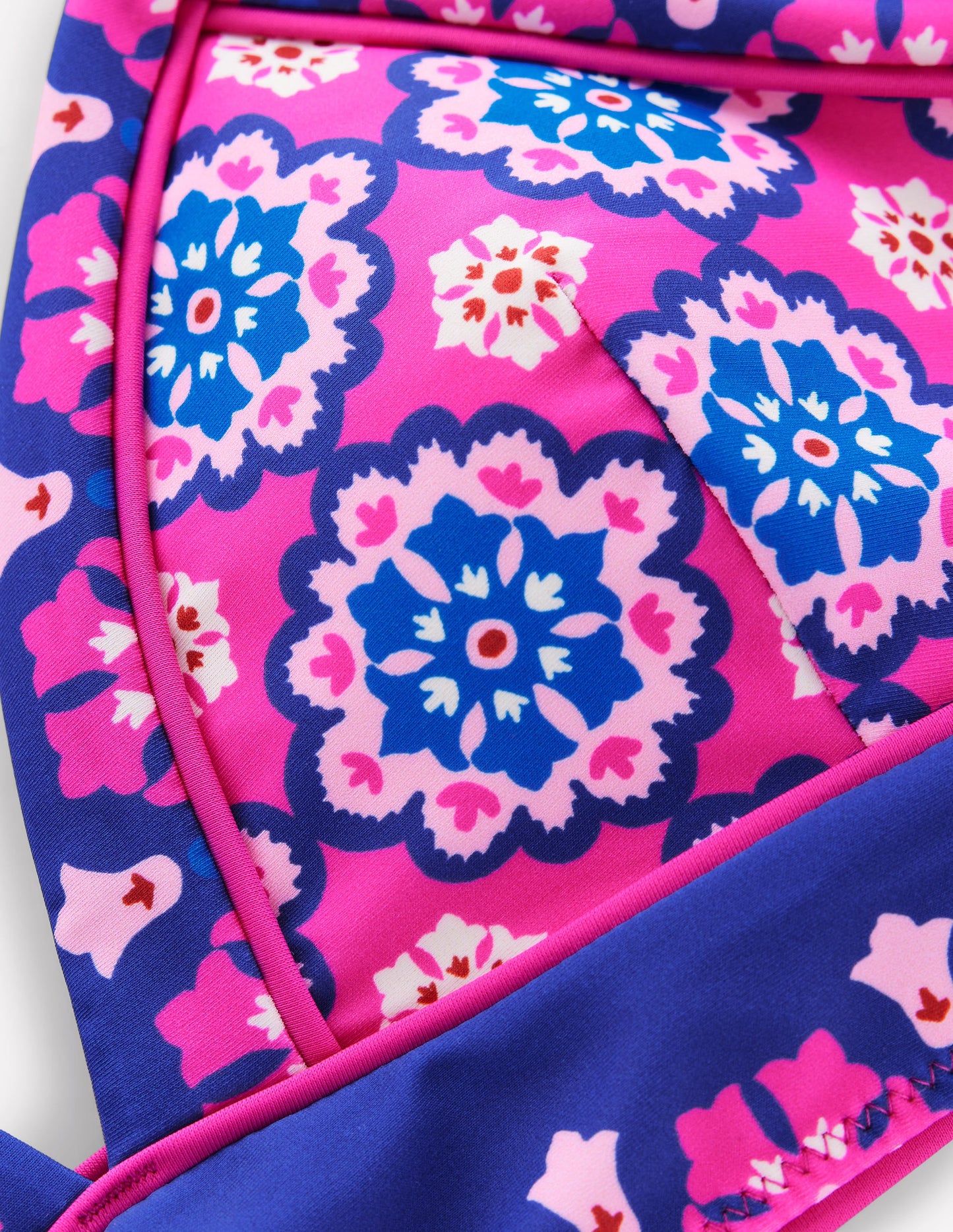 Kasos String V Neck Bikini Top-Cosmos Pink, Geo