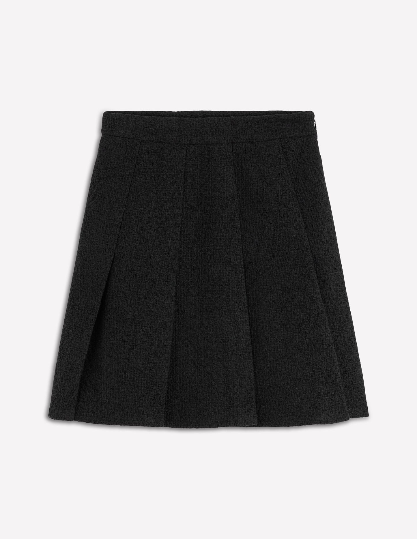 Flippy Textured Skirt-Black