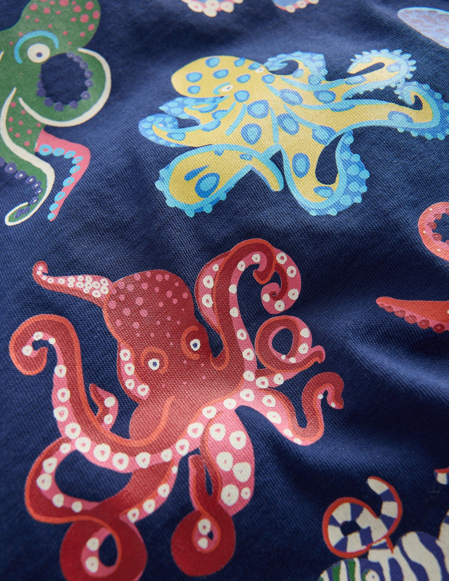 Glow-In-The-Dark T-shirt-Medieval Blue Octopus