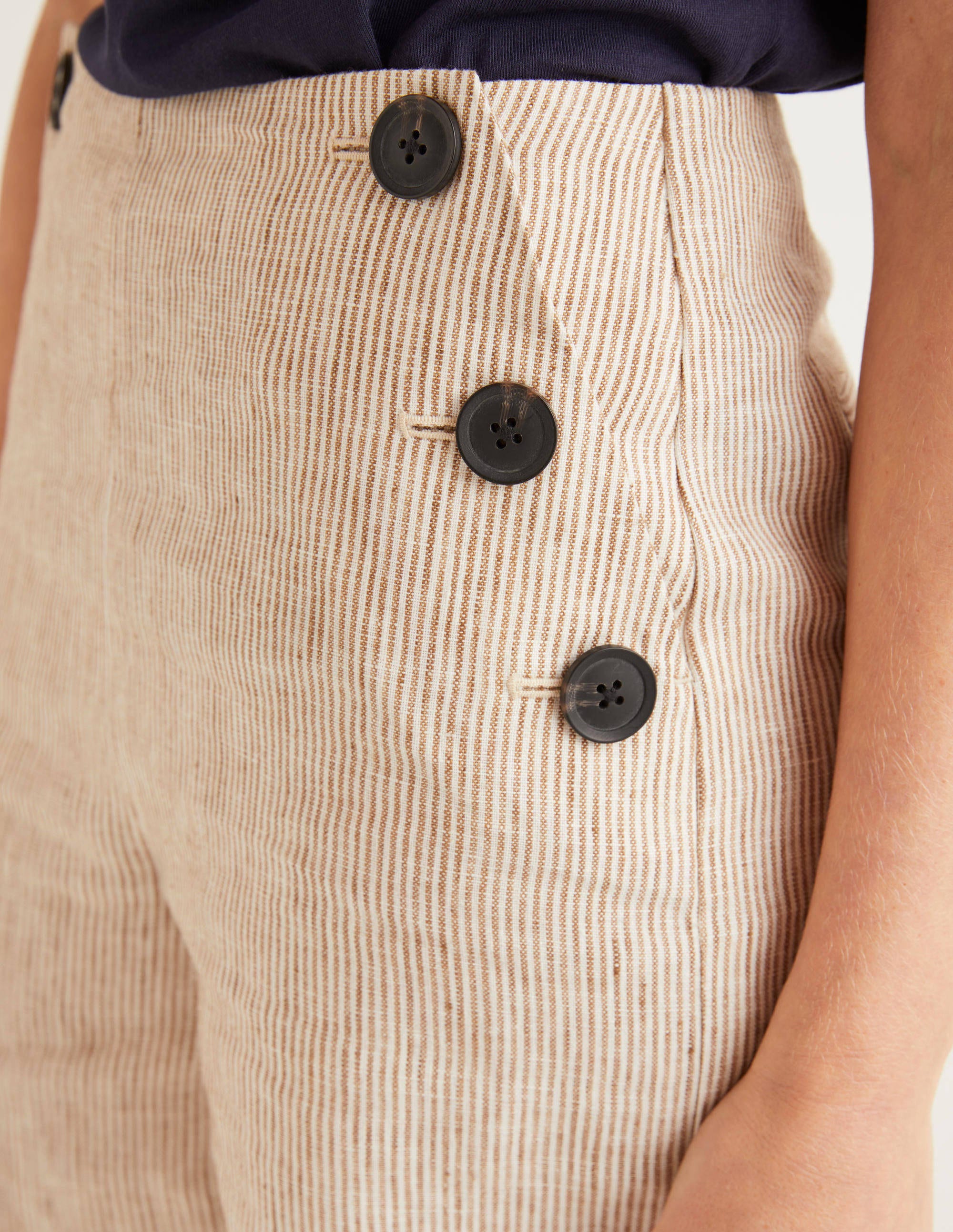 Falmouth Linen Shorts-Ticking Stripe - Image 4