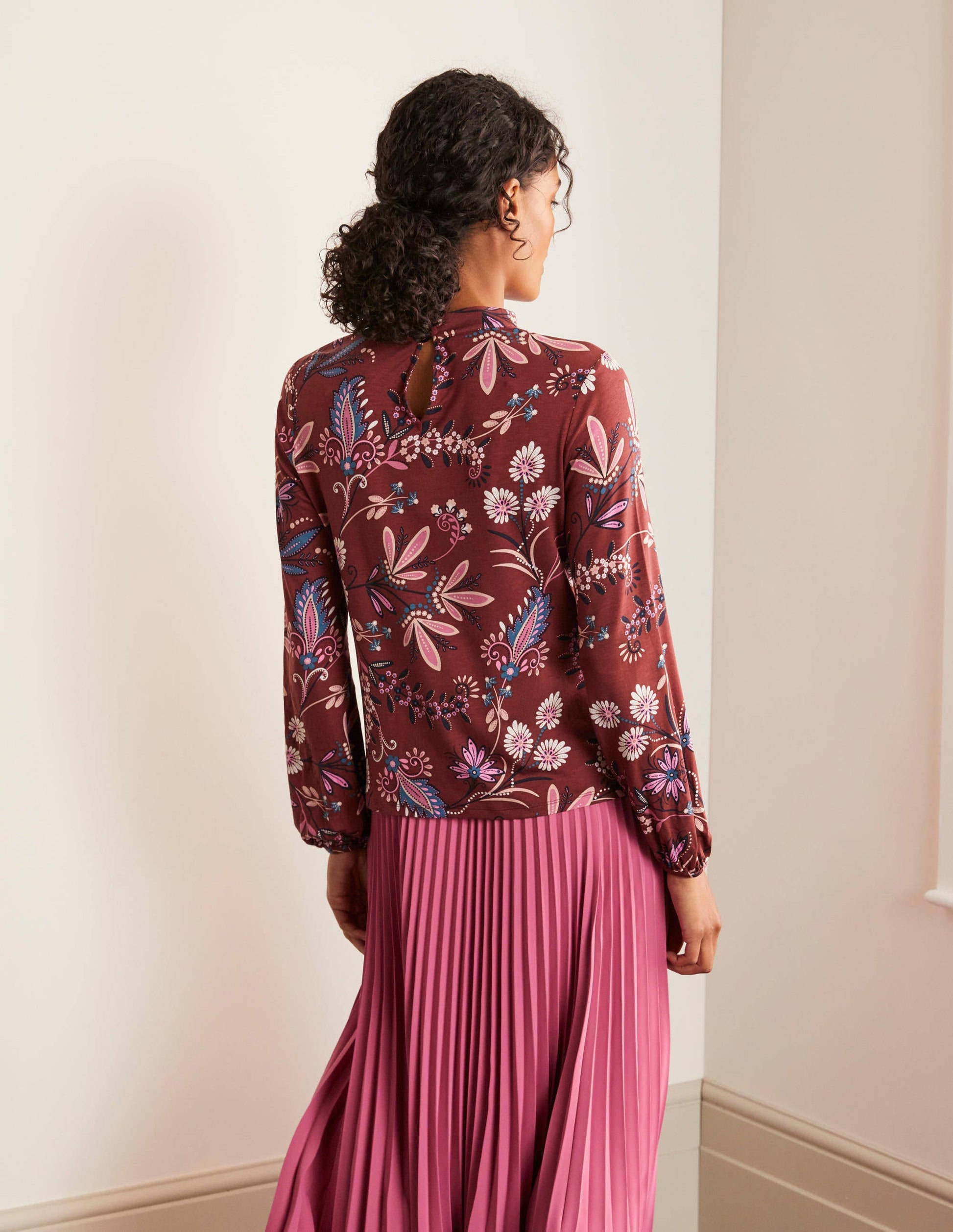 Natasha Jersey Top-Maroon, Heritage Bloom-4