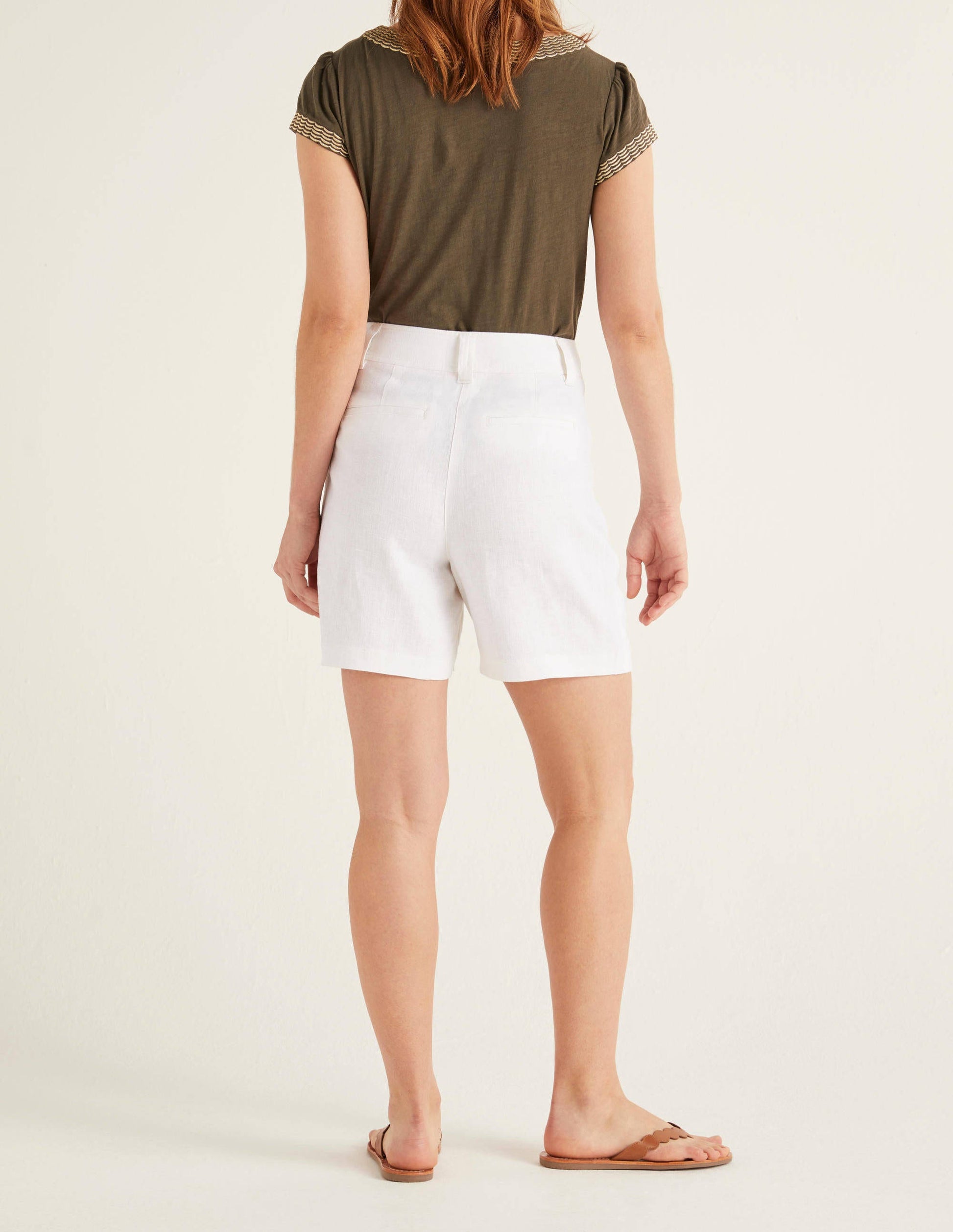 Filey Seamed Pocket Shorts-White-3