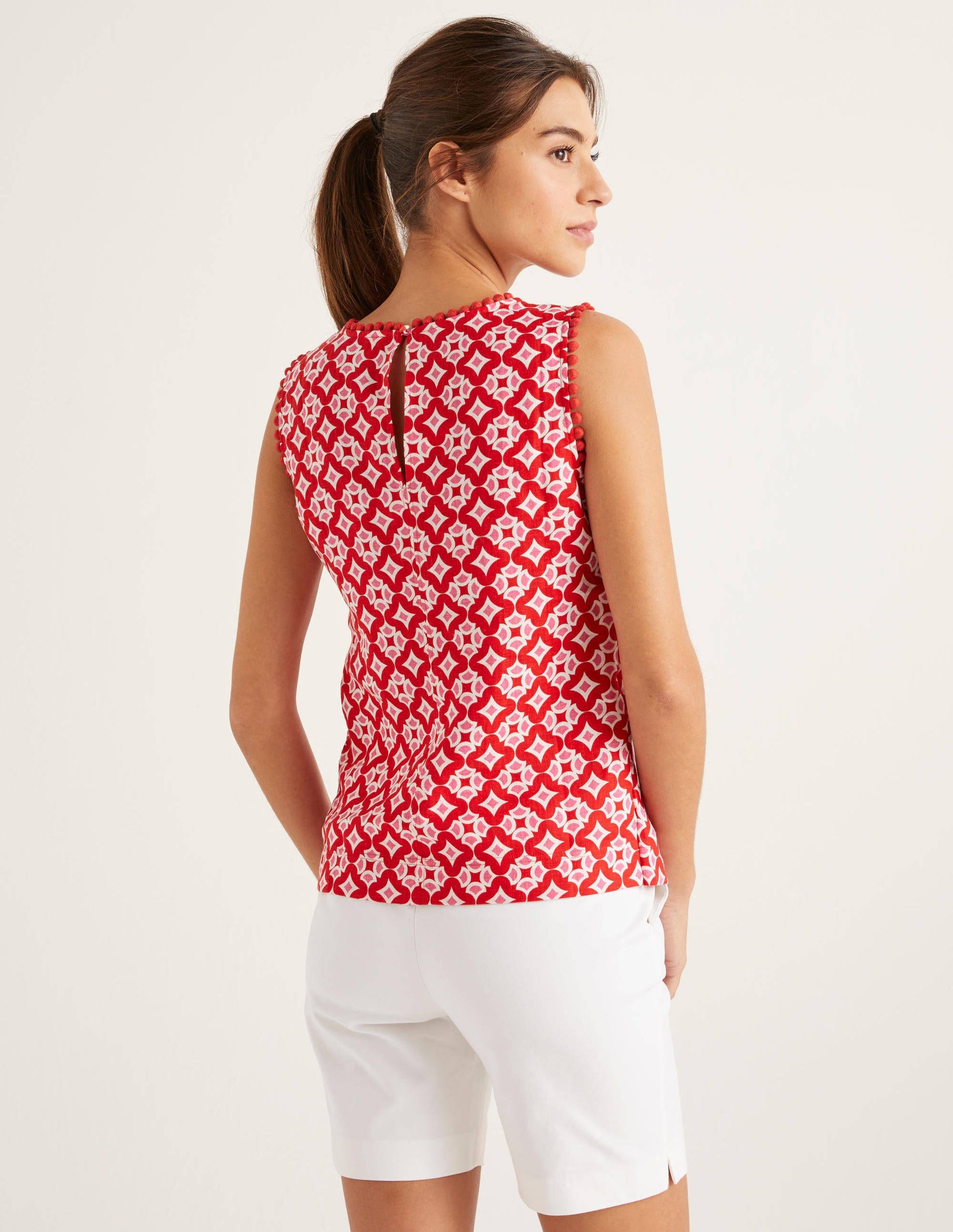 Romaine Linen Top-Post Box Red, Diamond Drop-1