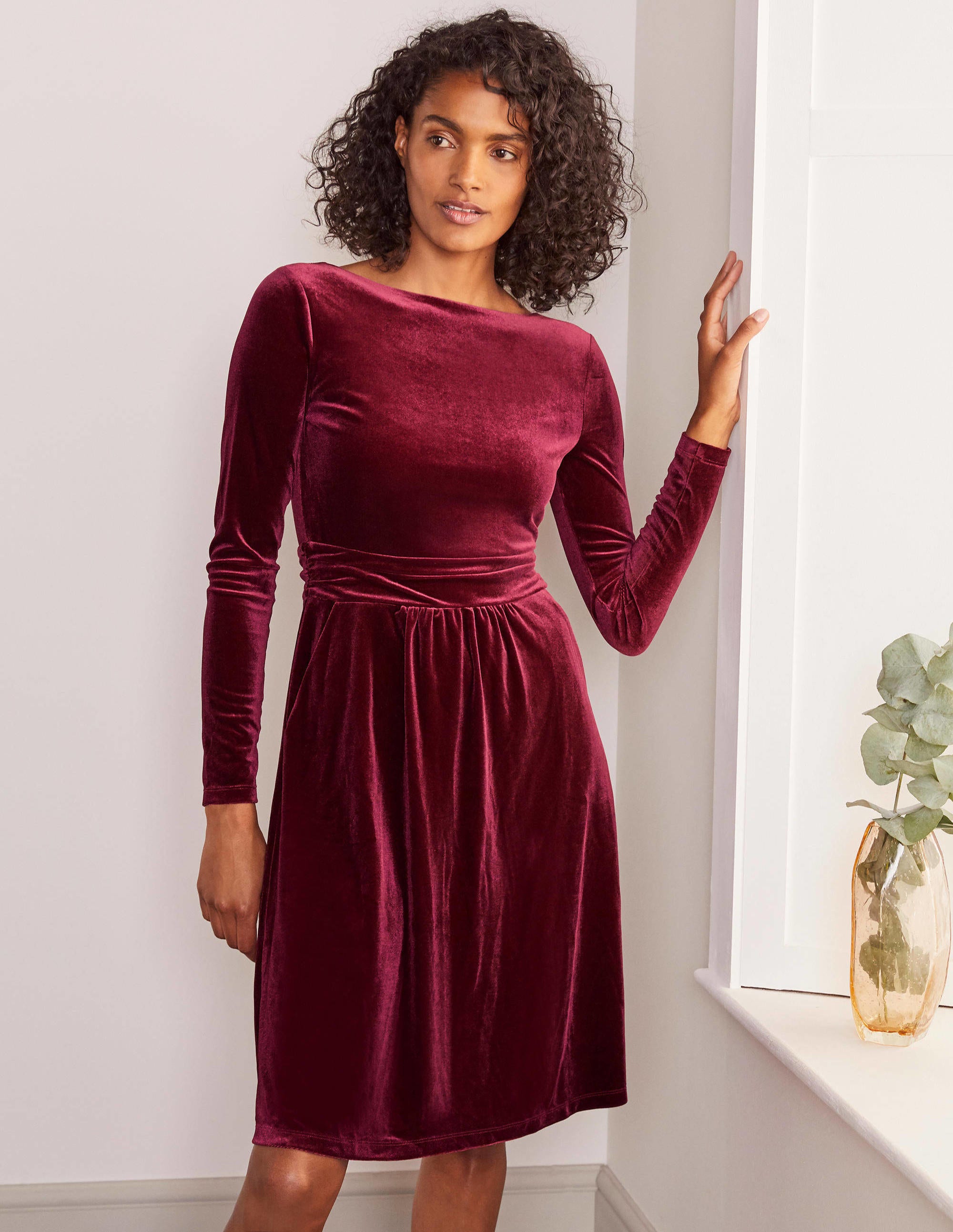 Abigail Velvet Dress-Ruby Ring - Image 2