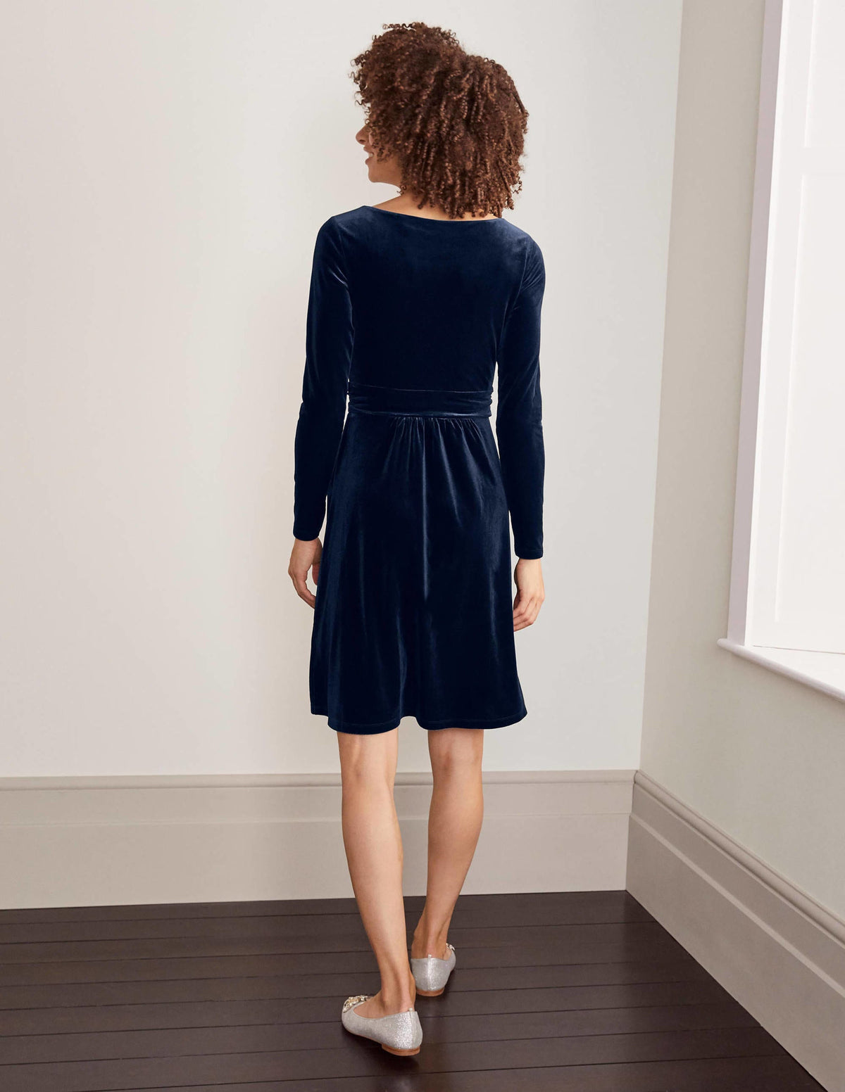 Abigail Velvet Dress-Navy - Image 3