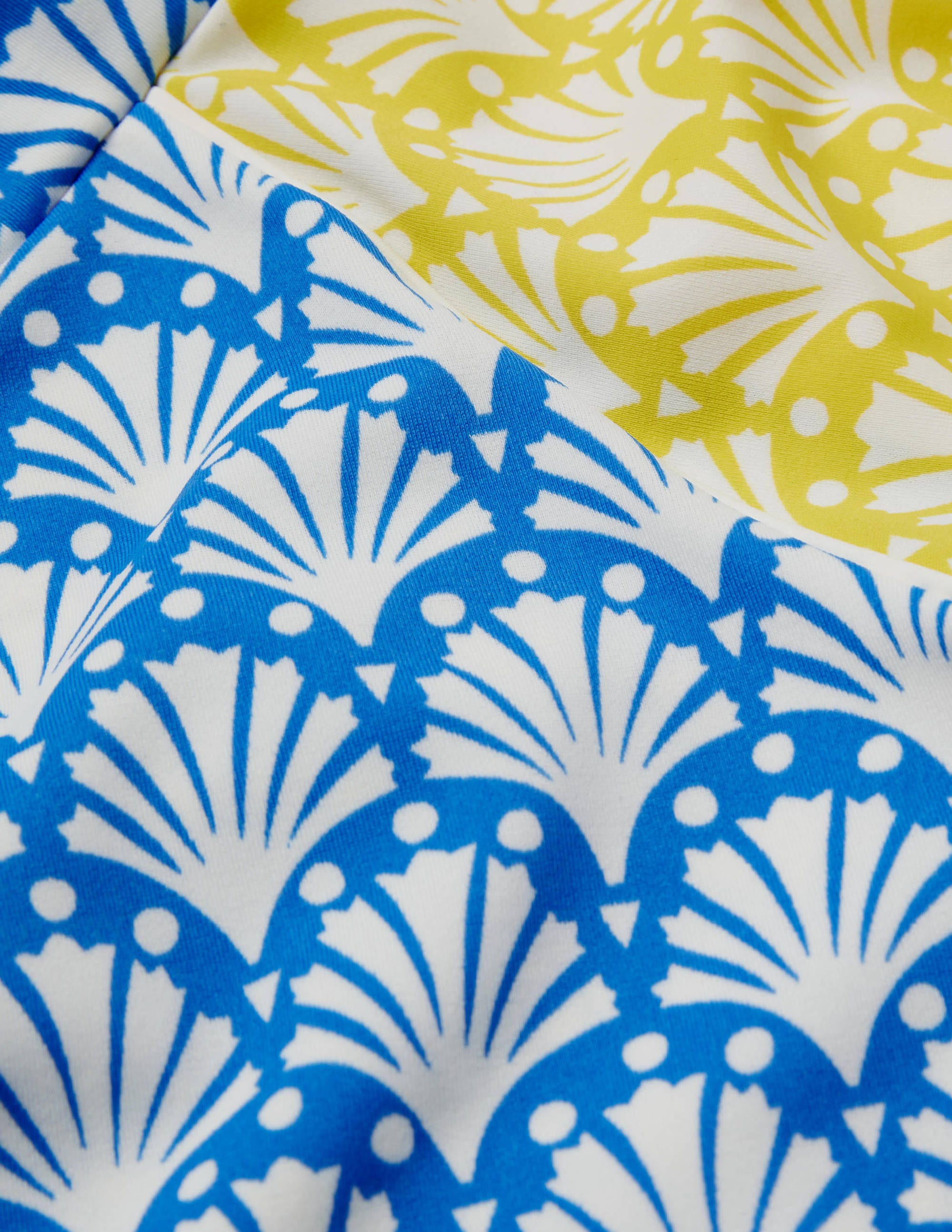 Long-sleeved Rash Guard-Hotchpotch Coral - Image 3