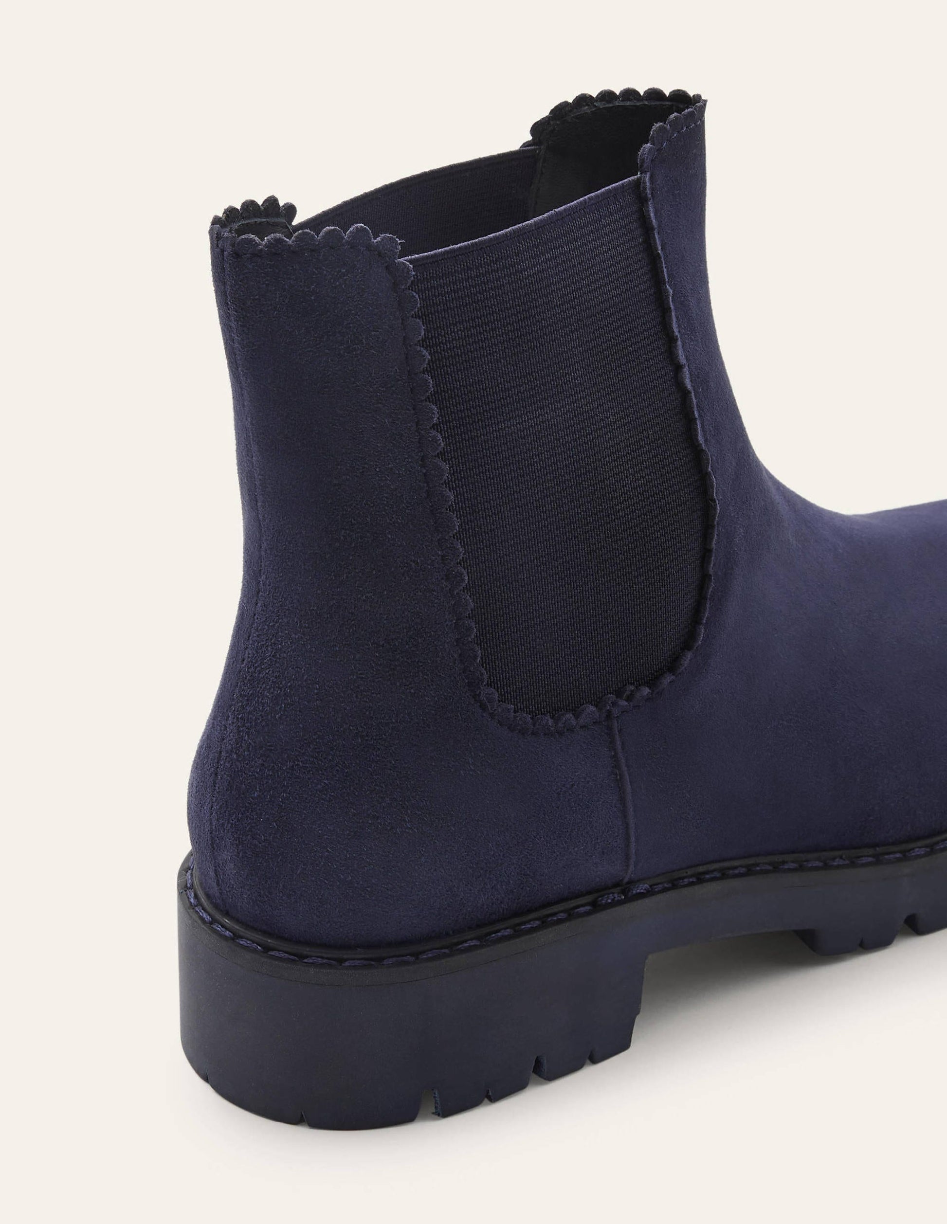 Scallop Detail Chelsea Boots-Navy-3