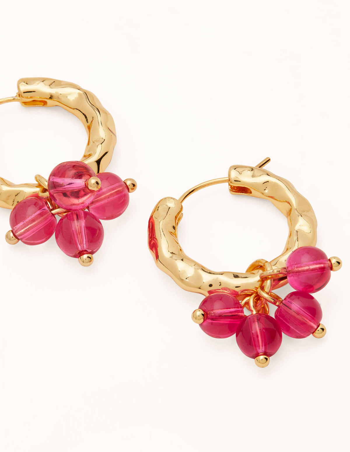Hammered Beaded Hoop Earrings-Pink - Image 2
