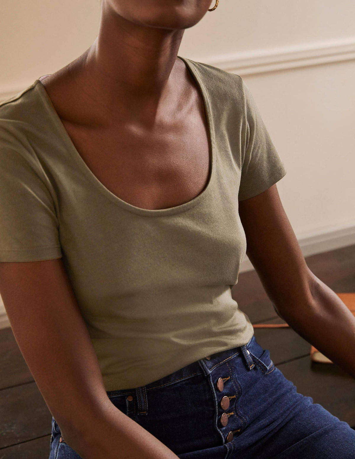 Supersoft Scoop Tee-Classic Khaki-4
