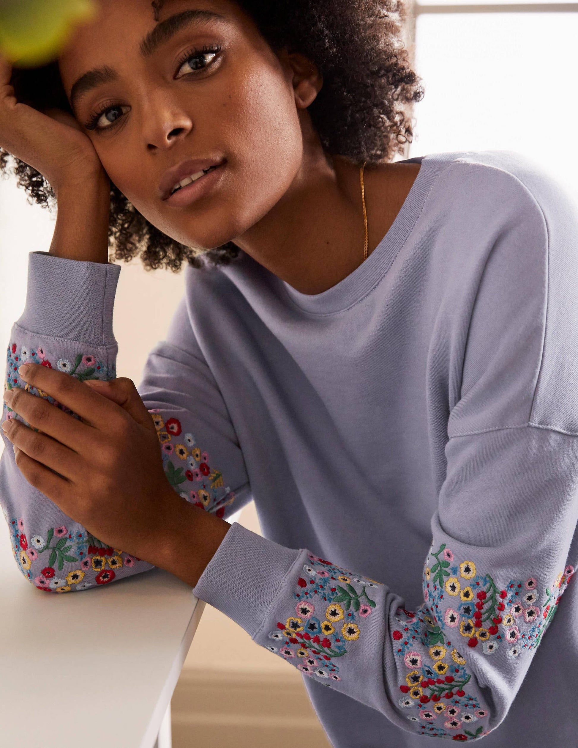 Interest Sweatshirt-River-2