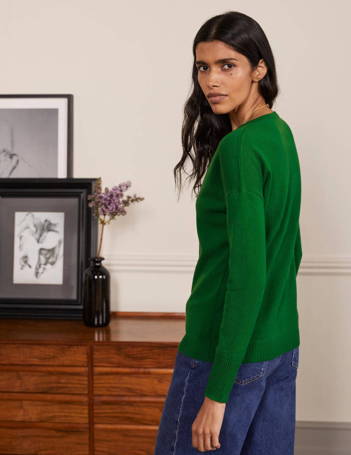 Cashmere V-neck Relax Jumper-Emerald Green - Image 3