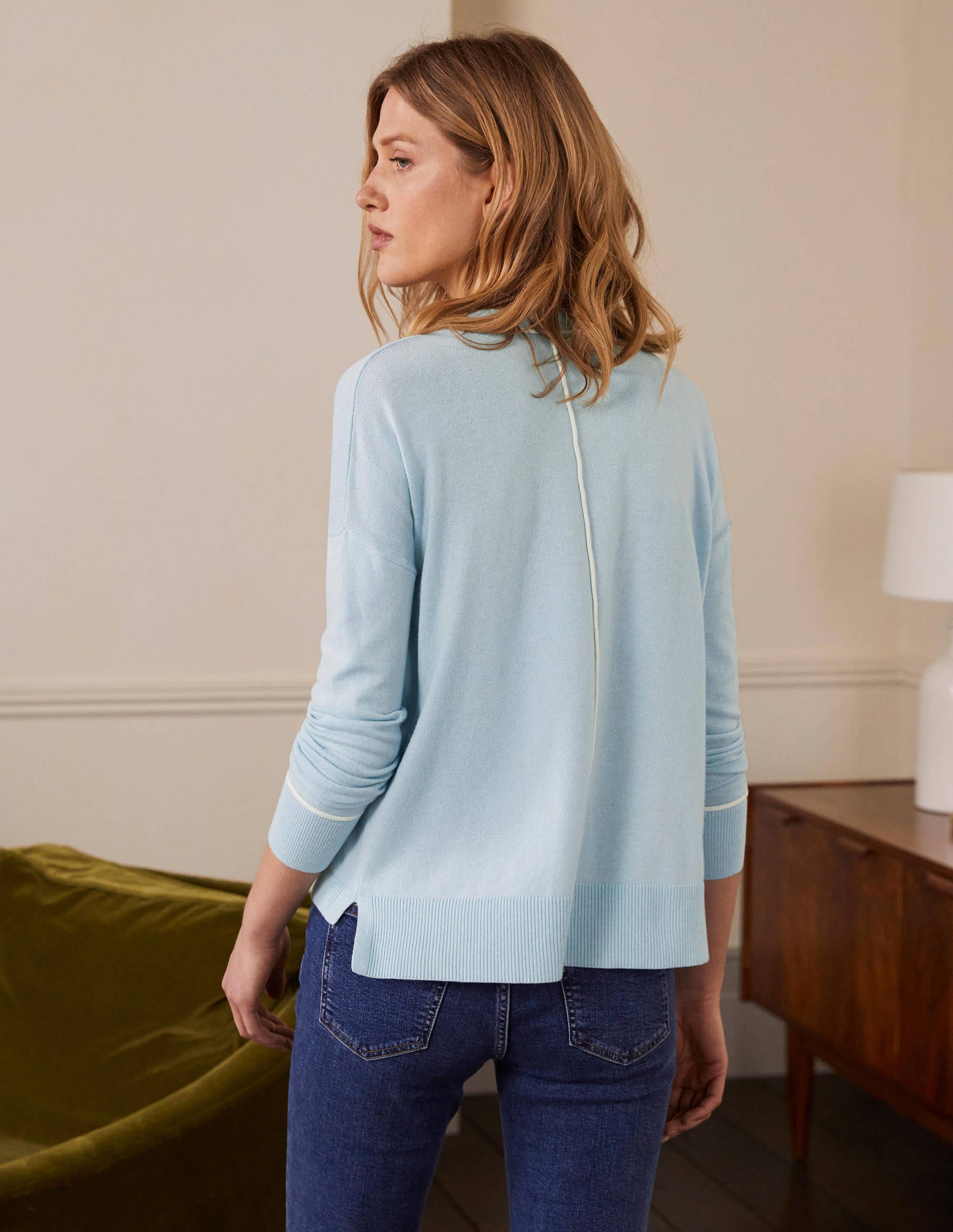 V-neck Relaxed Cardigan-Surf - Image 3