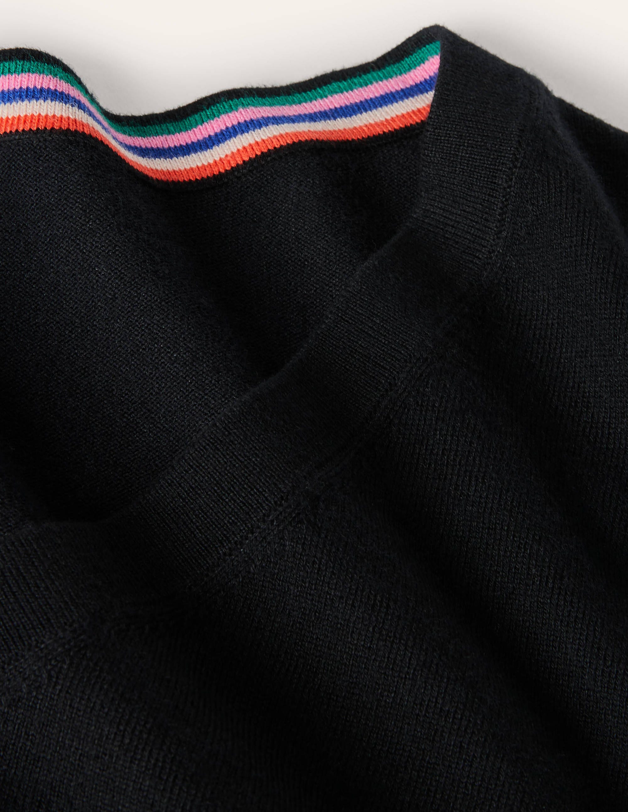 Cotton V-Neck Sweater-Black - Image 11