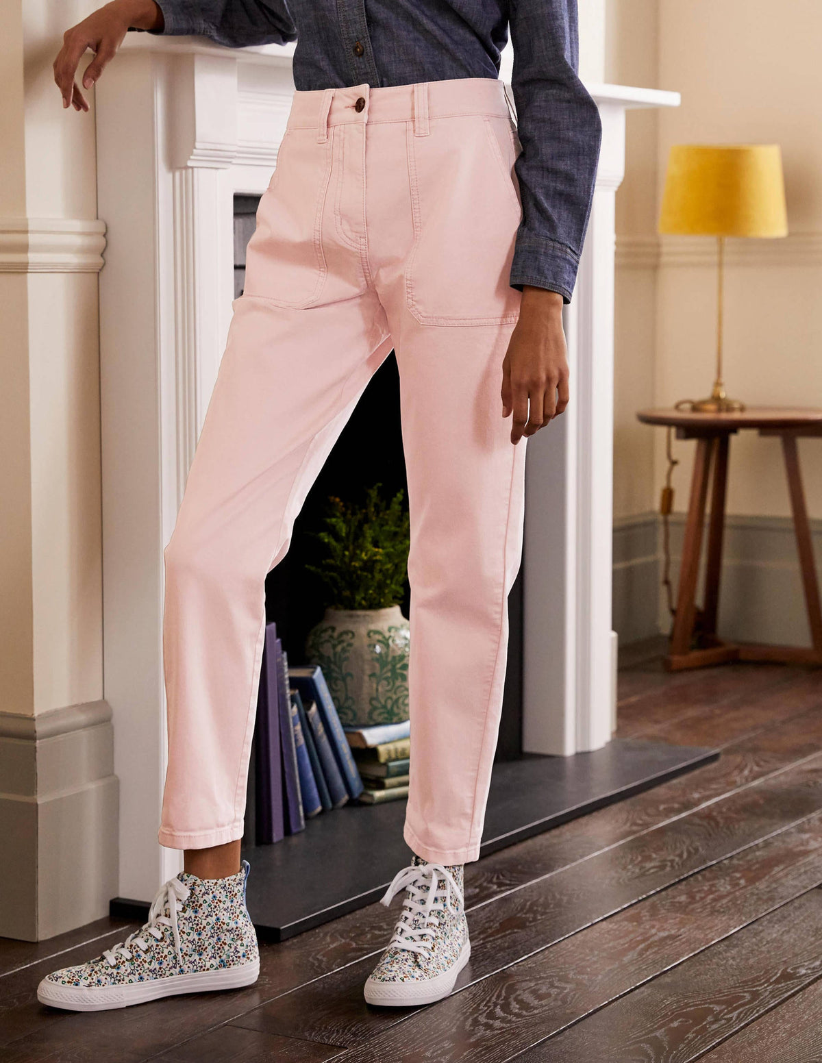 Relaxed Chino Pants-Milkshake-2