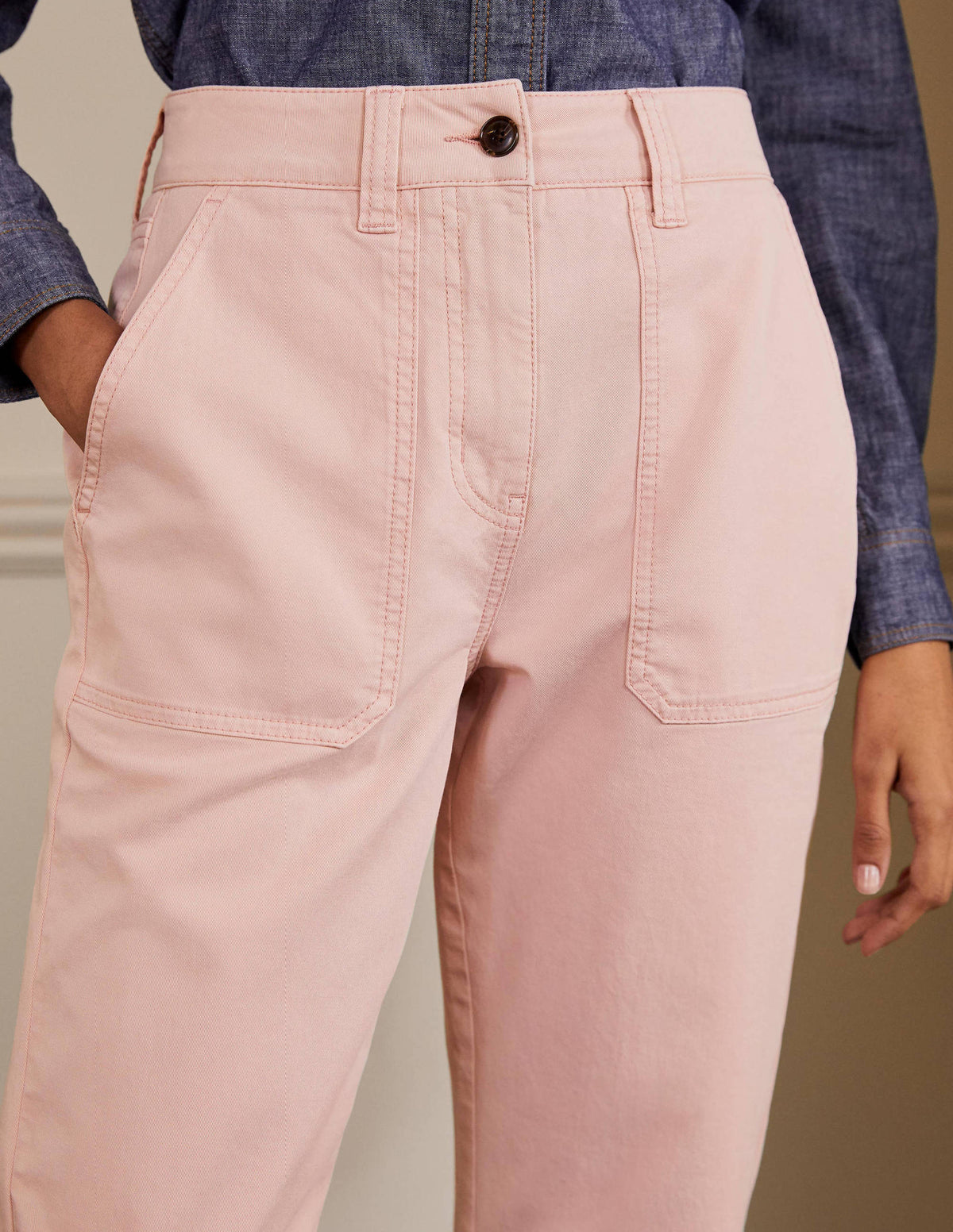Relaxed Chino Pants-Milkshake-4