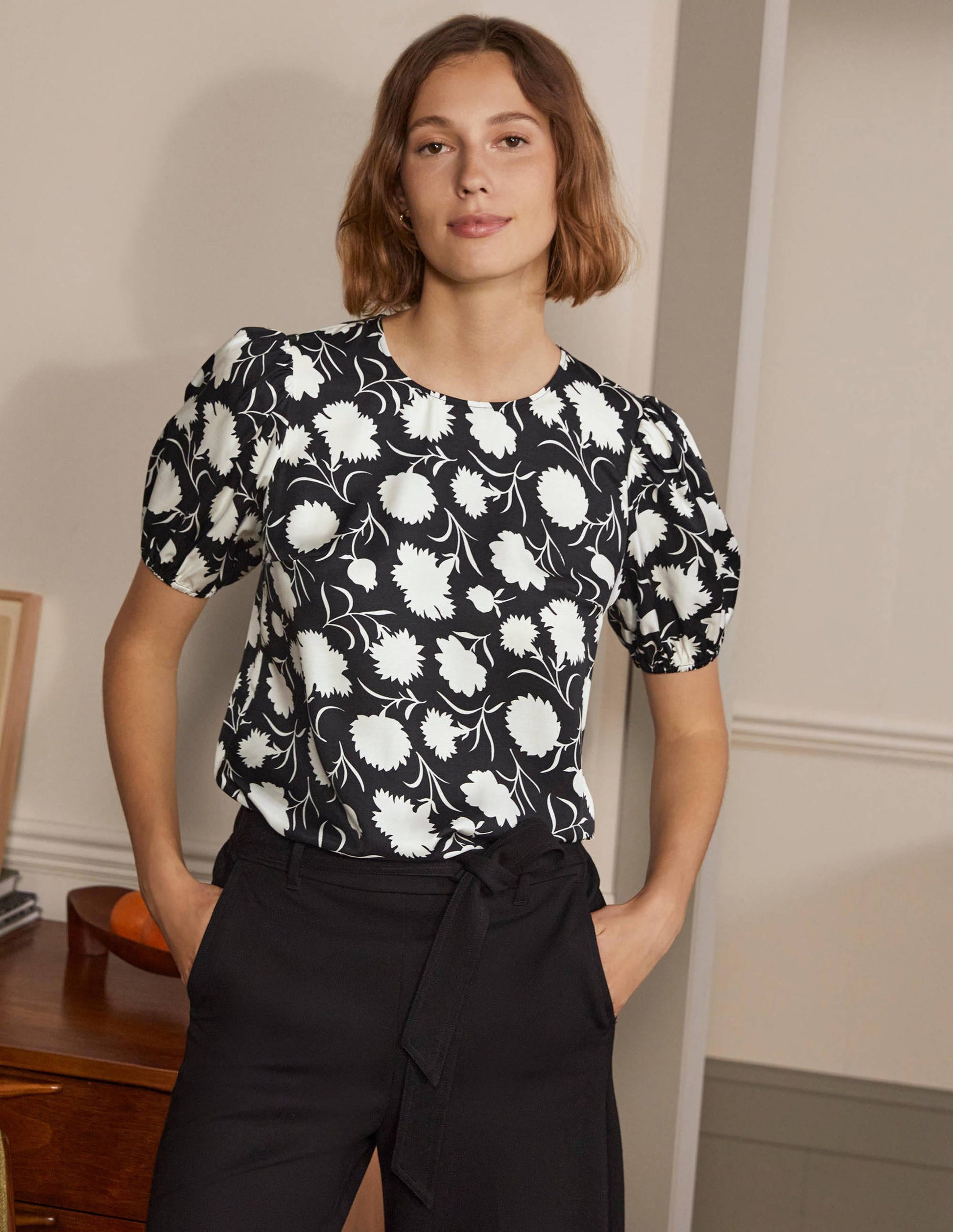 Adriana Puff Sleeve Top-Black, Leafy Bud-3