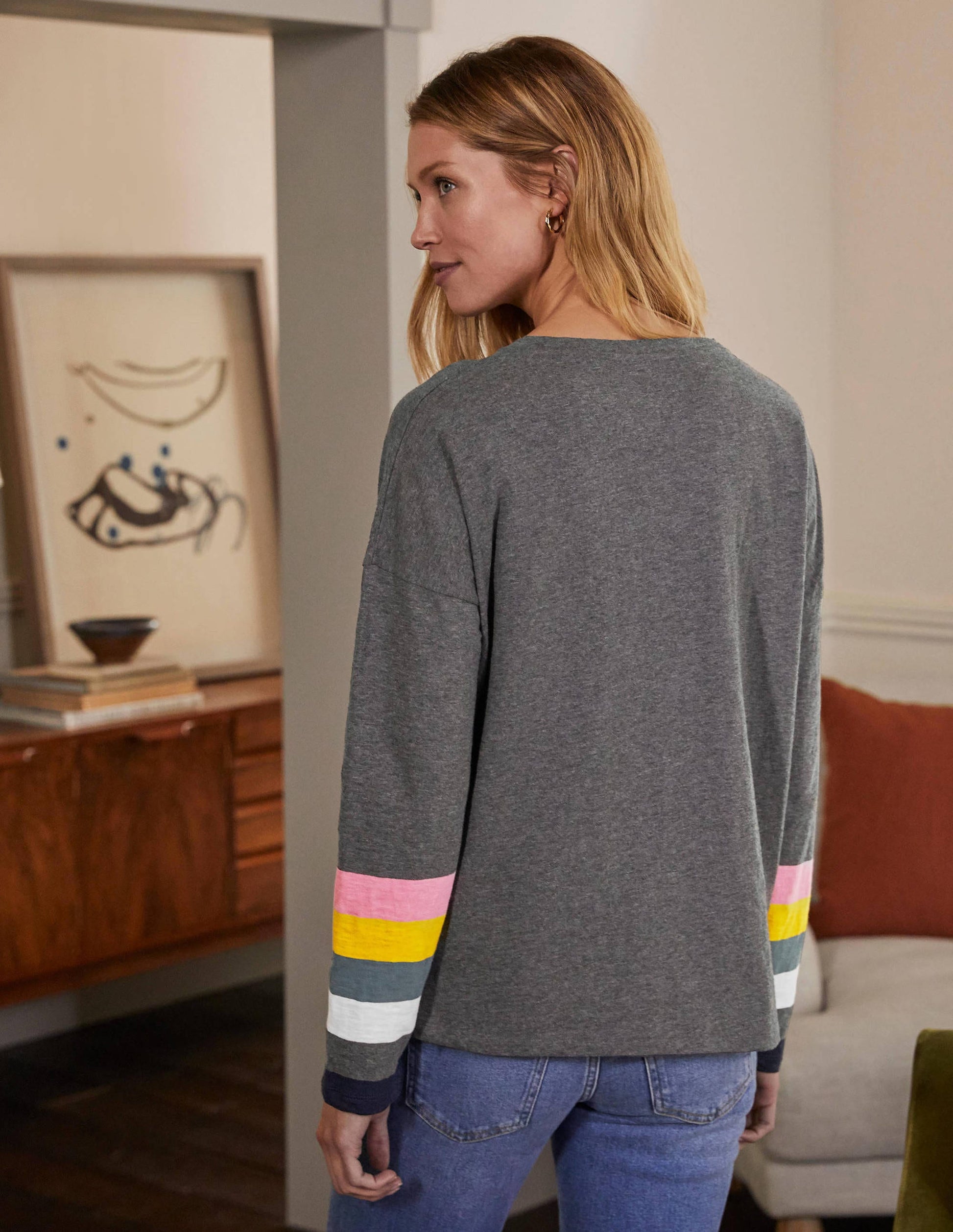 Boxy Jersey Tee-Charcoal Cuff-2