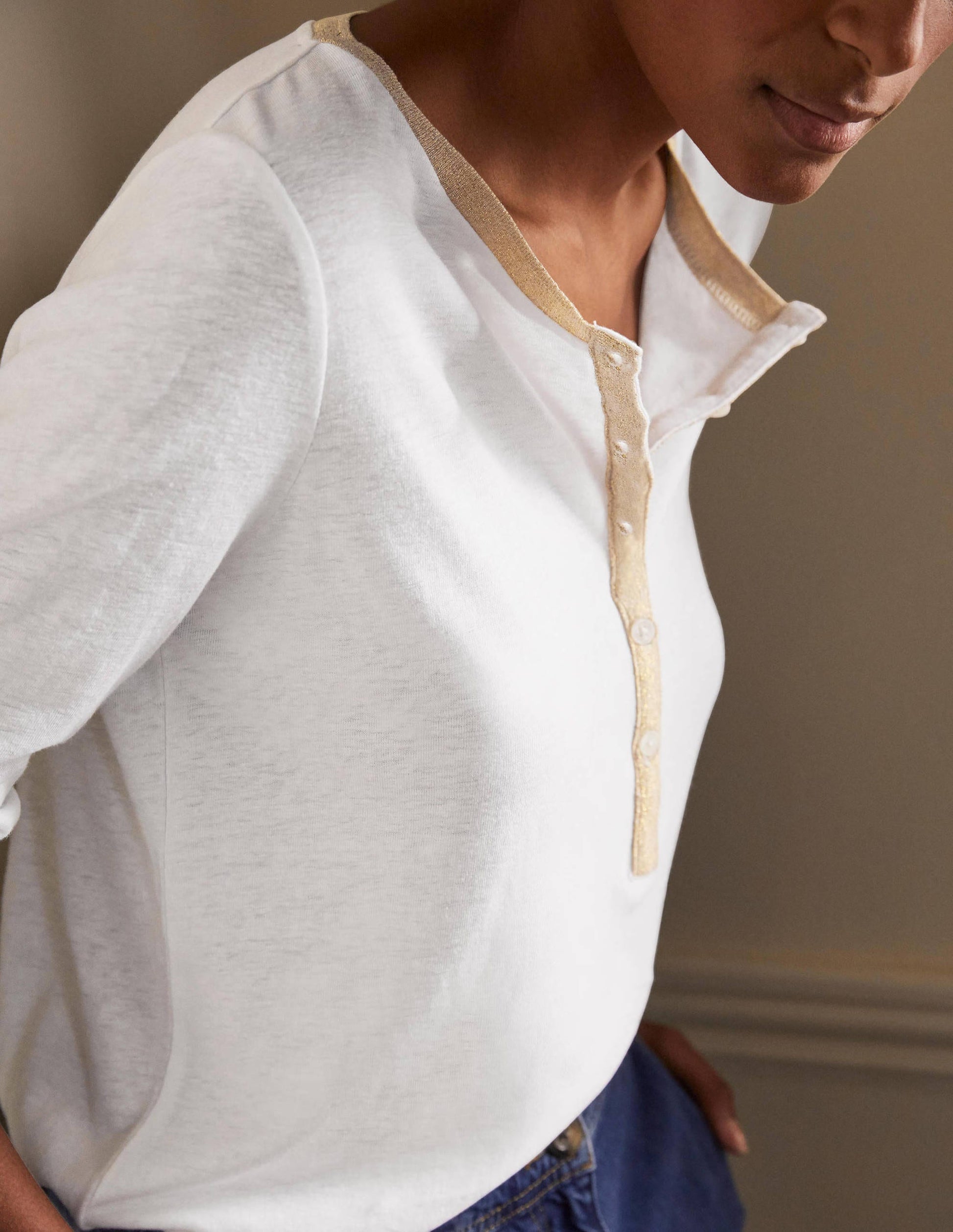 Linen Sparkle Henley Tee-White-2