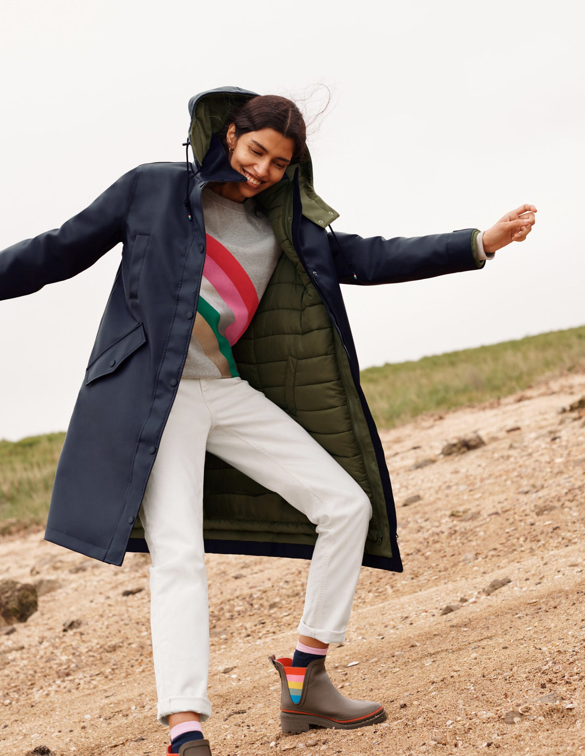 Bamburgh Raincoat-Navy/Khaki - Image 5