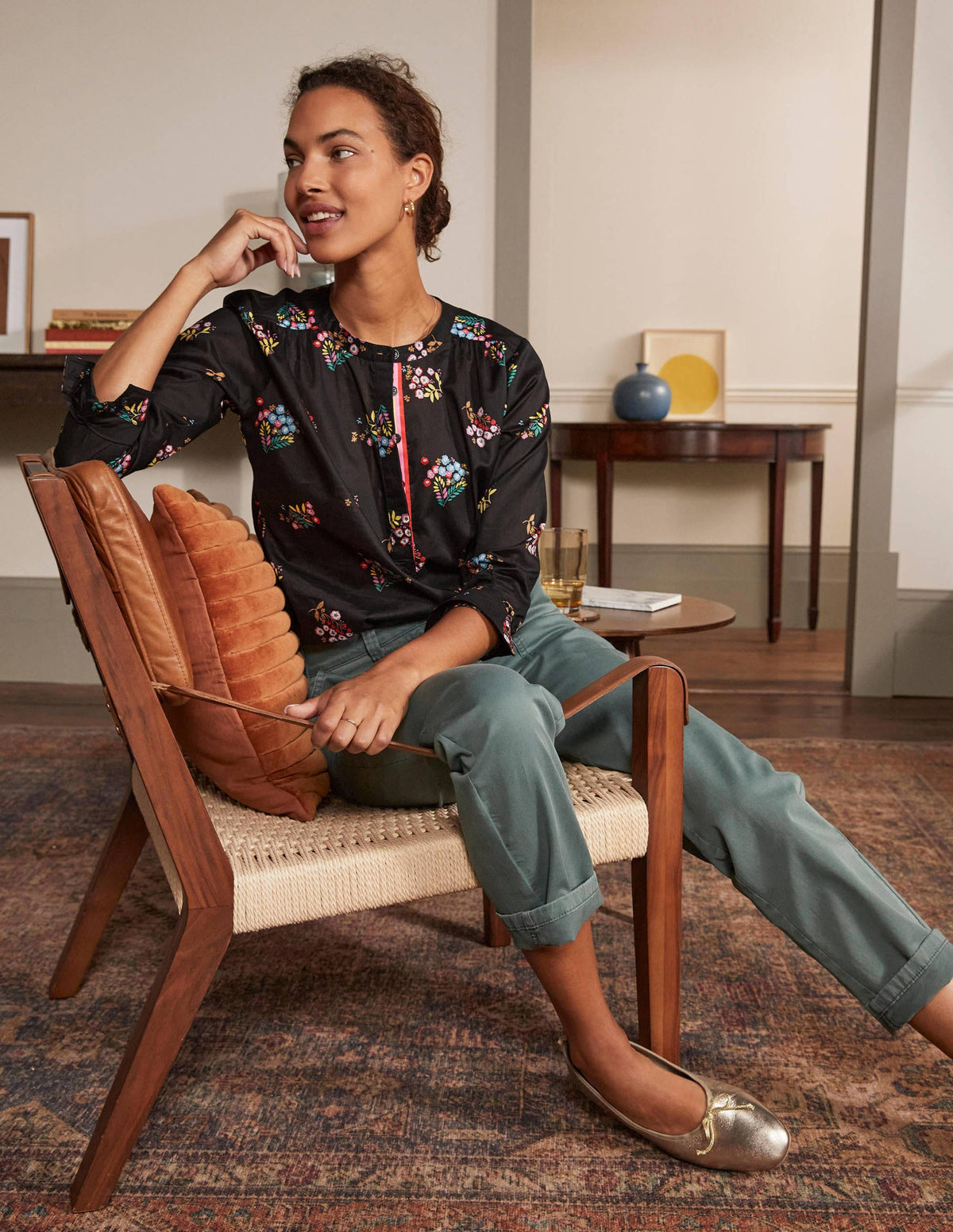 Relaxed Popover Cotton Shirt-Black, Delicate Spring-4