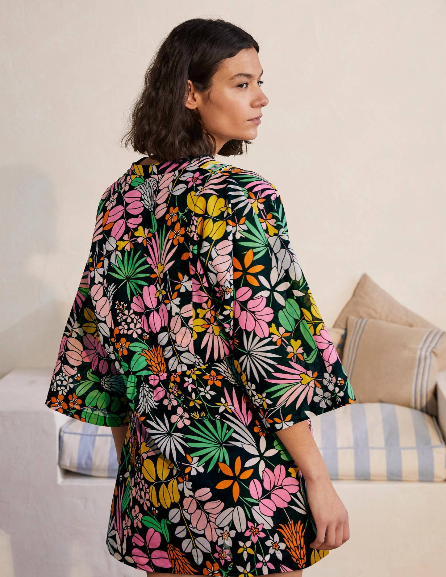 Wide Sleeve Cotton Kaftan-Black, Jungle Floral