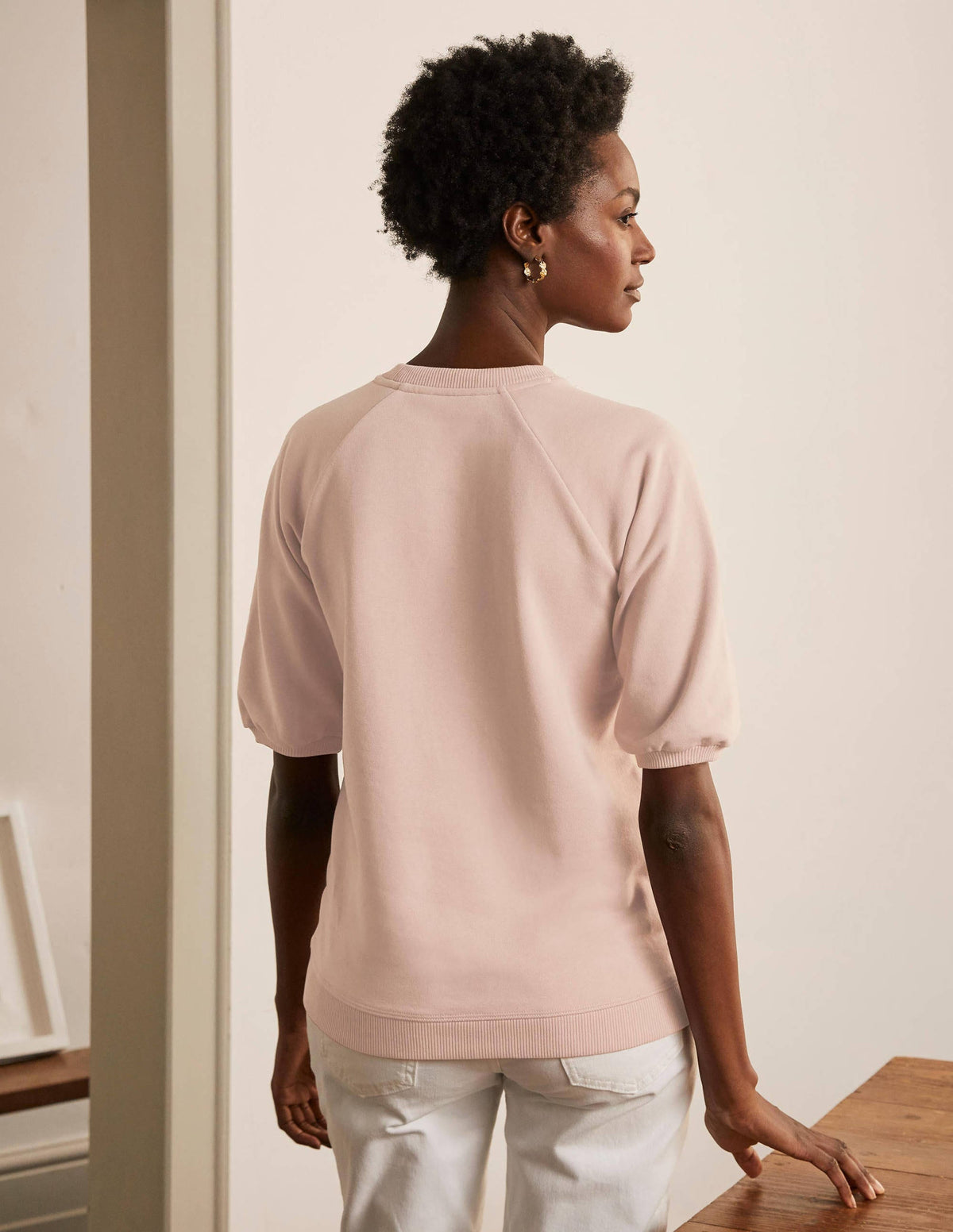 Short Puff Sleeve Sweatshirt-Milkshake-3