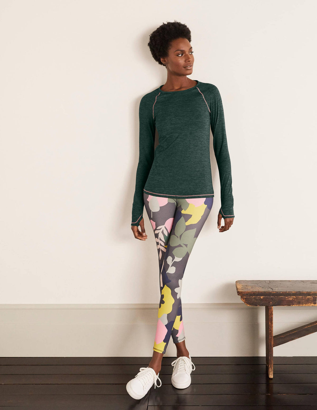 Scarlet Active Top-Palm Leaf-2
