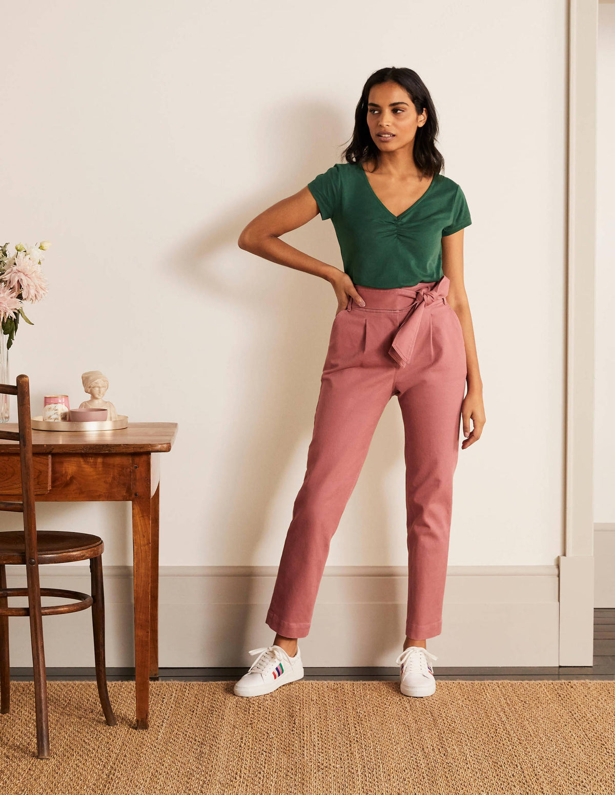 Supersoft Ruched V-neck Tee-Palm Leaf - Image 2