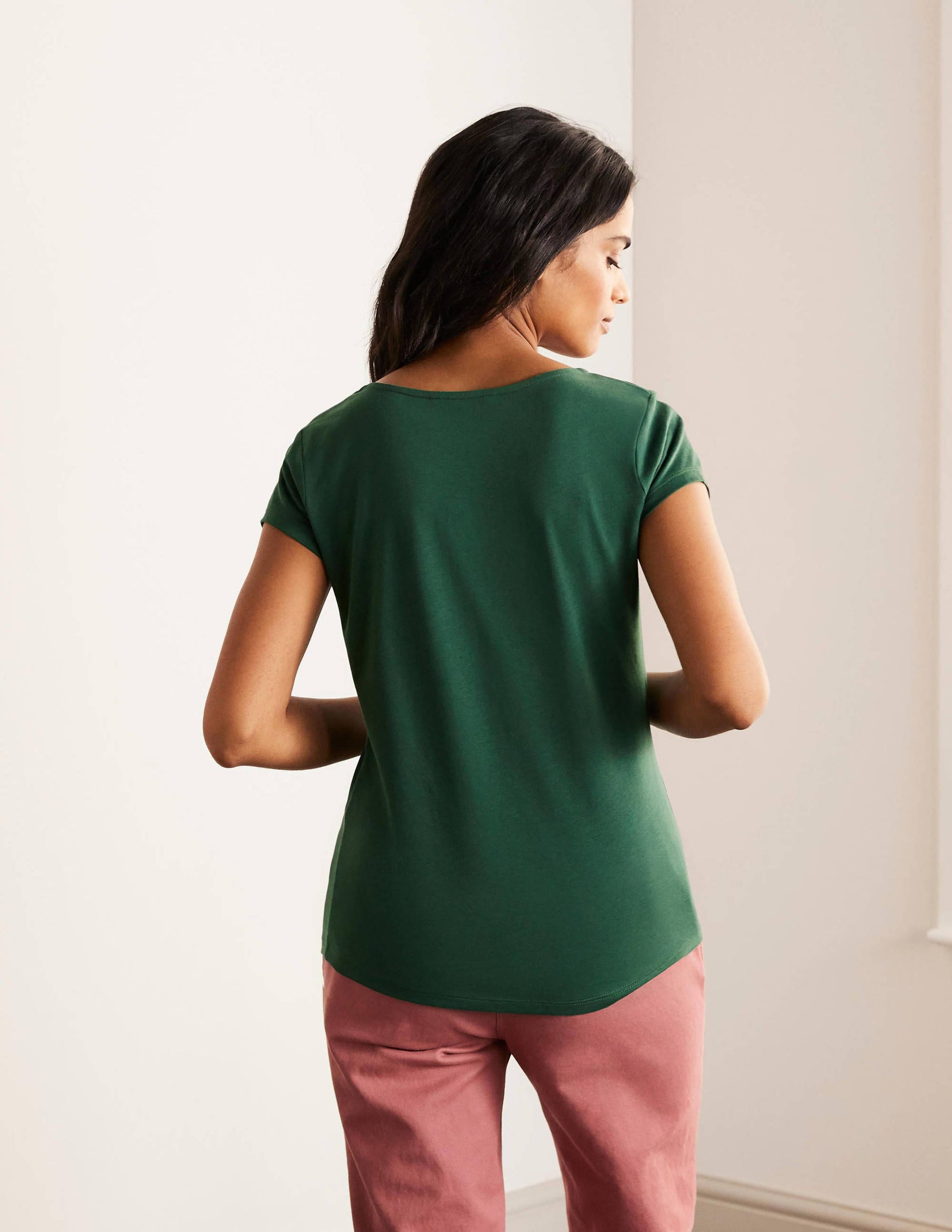 Supersoft Ruched V-neck Tee-Palm Leaf-3