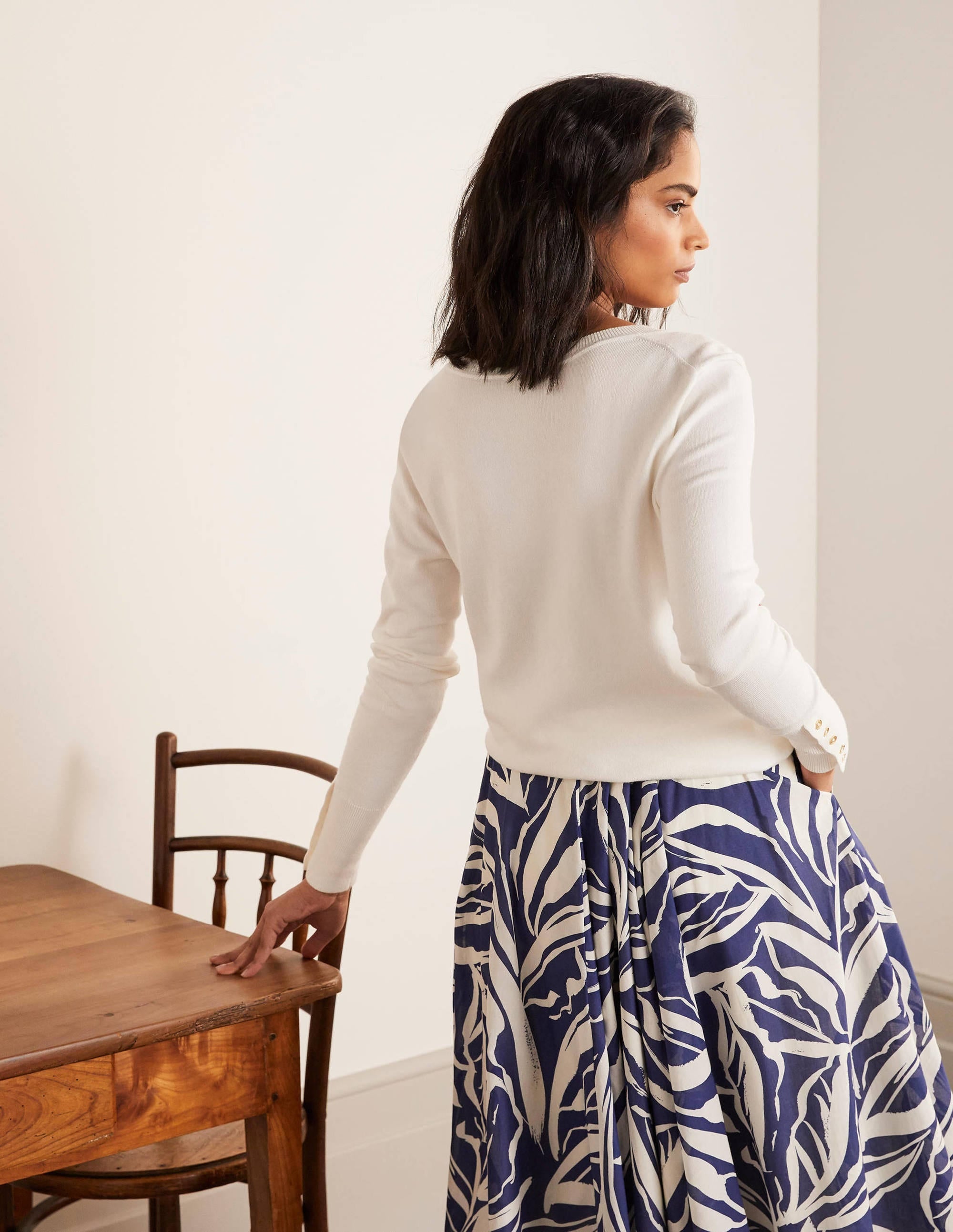 Eldon V-neck Sweater-Ivory - Image 3
