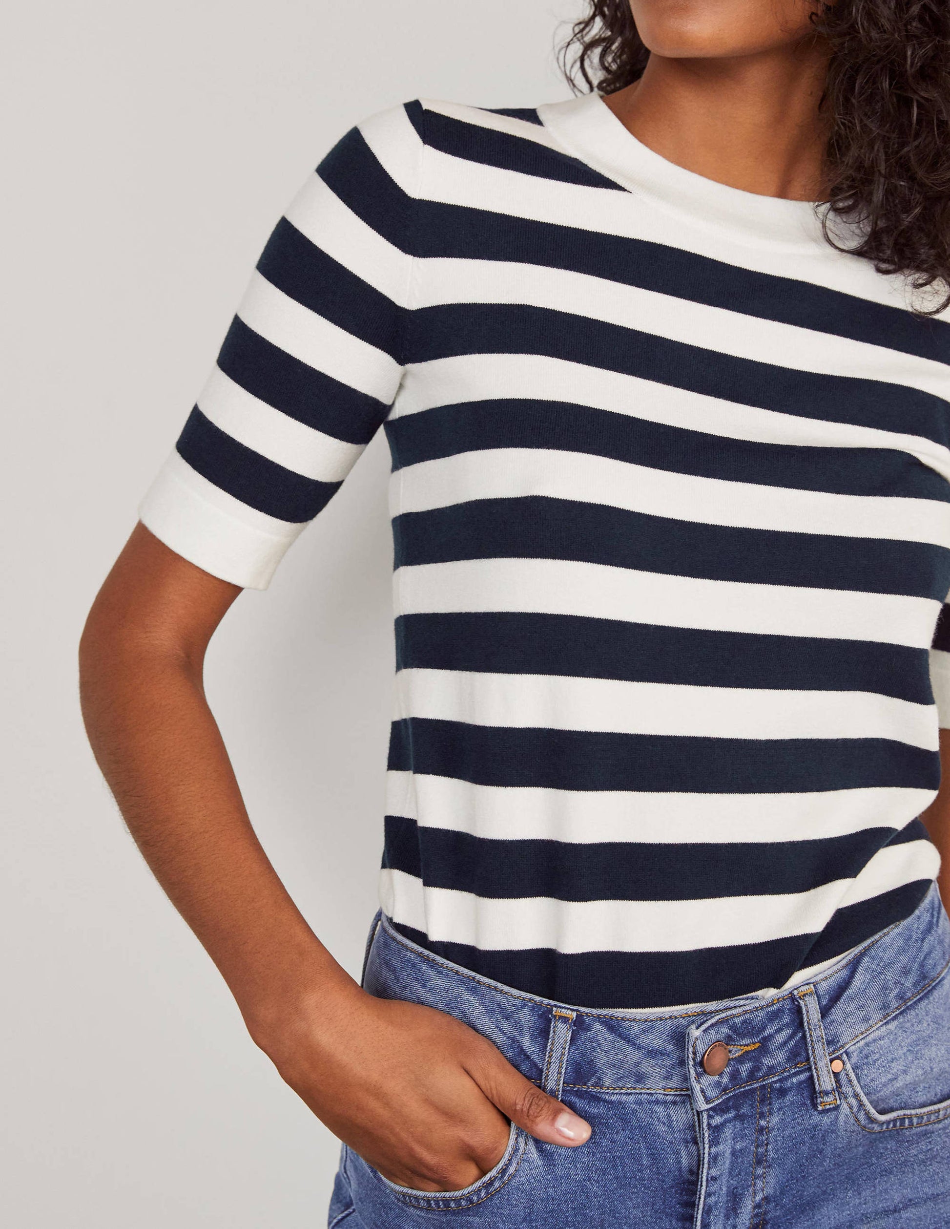 Abingdon Knitted Tee-Navy/Ivory Stripe-4
