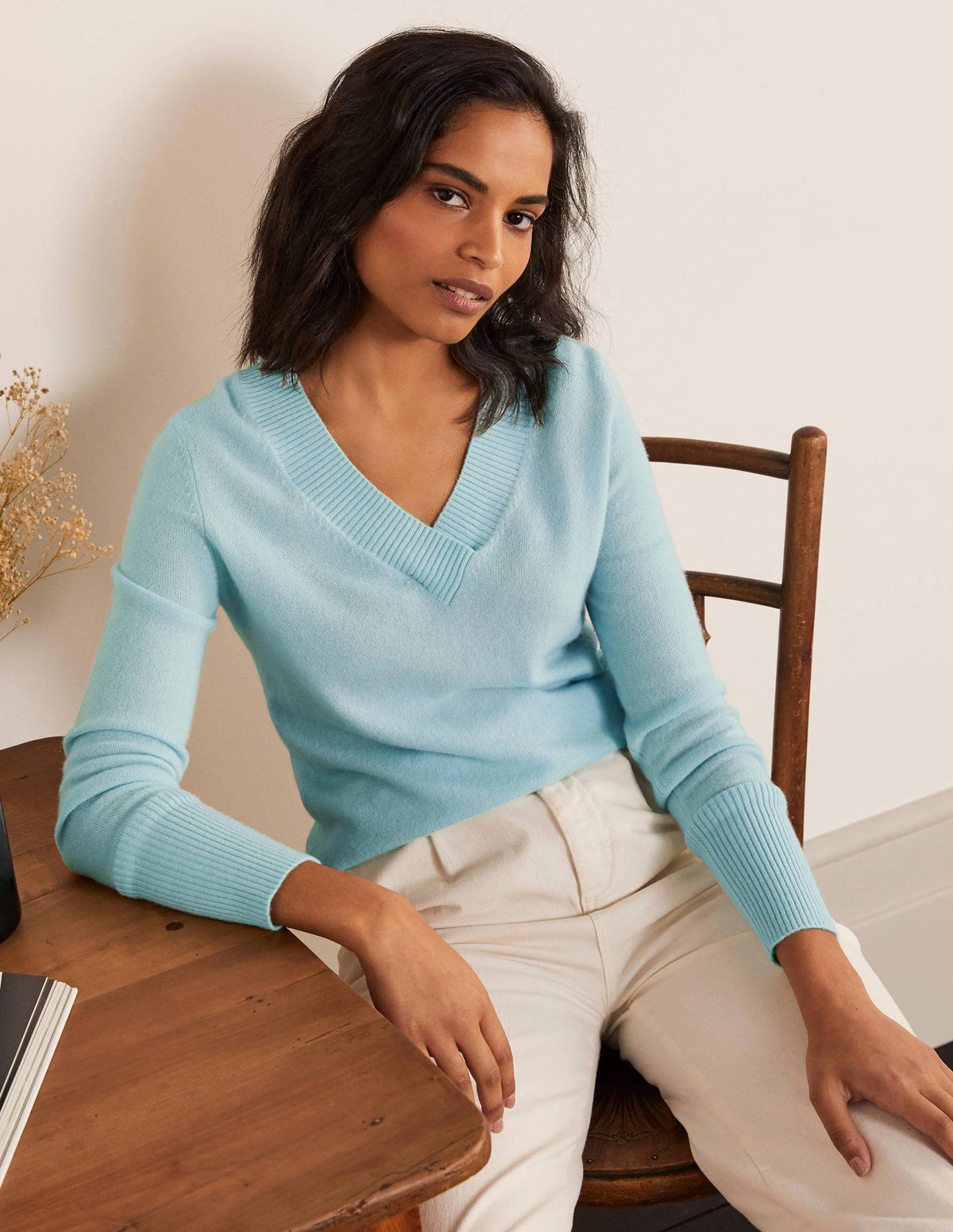 Oakley Cashmere V-Neck Sweater-Georgian Blue - Image 1