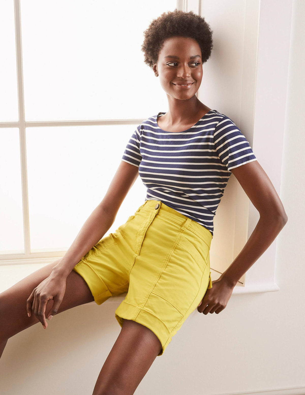 Abingdon Shorts-Pineapple - Image 4