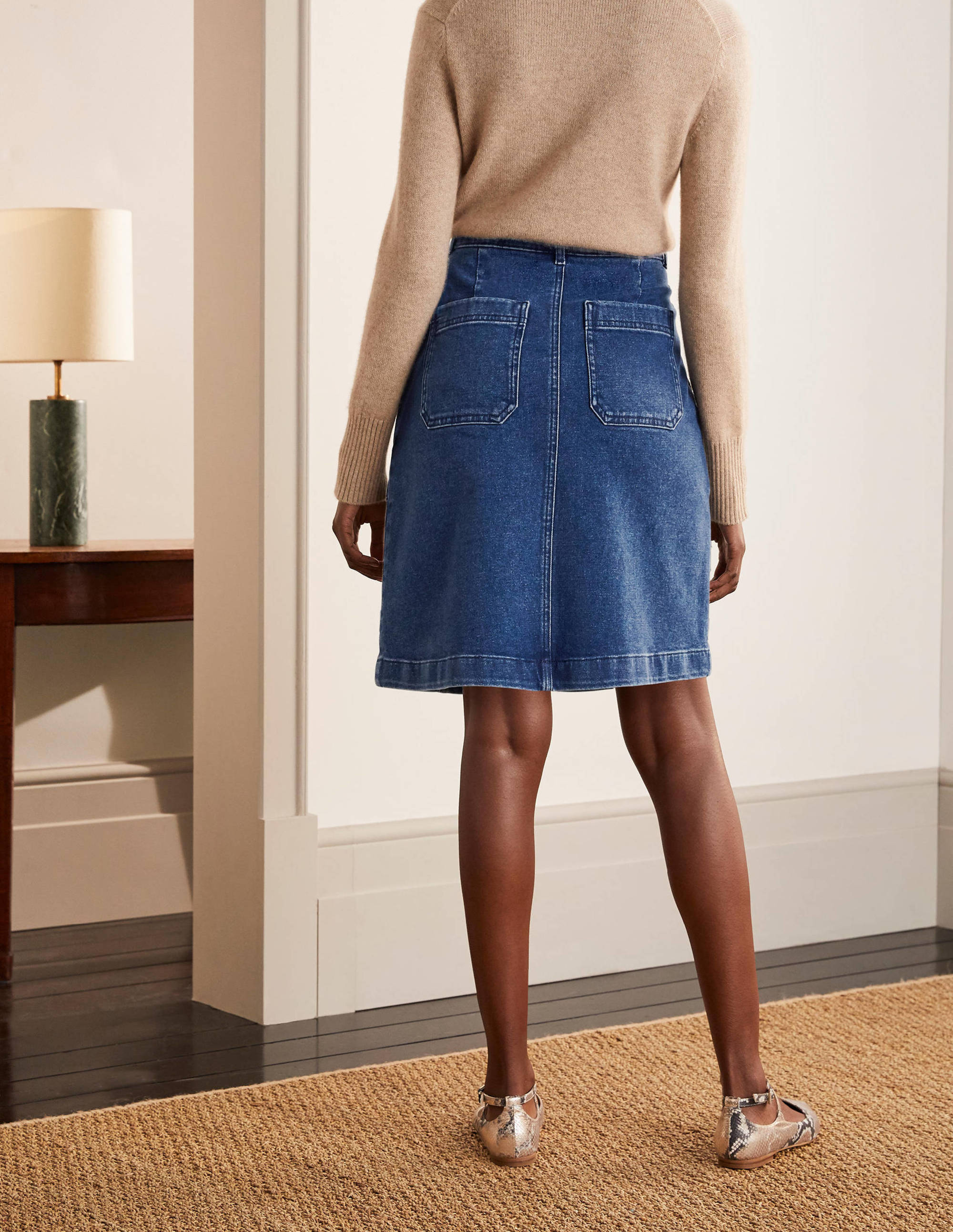 Abingdon Mini Skirt-Mid Vintage - Image 2