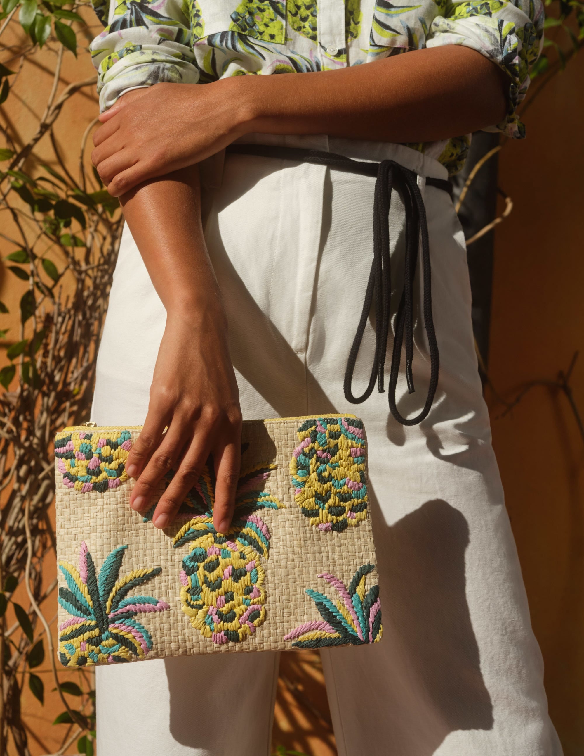 Embroidered Raffia Keepsake-Natural Pineapple - Image 4