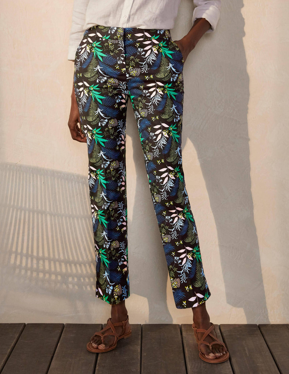 Richmond 7/8 Pants-Black, Safari Fern - Image 1