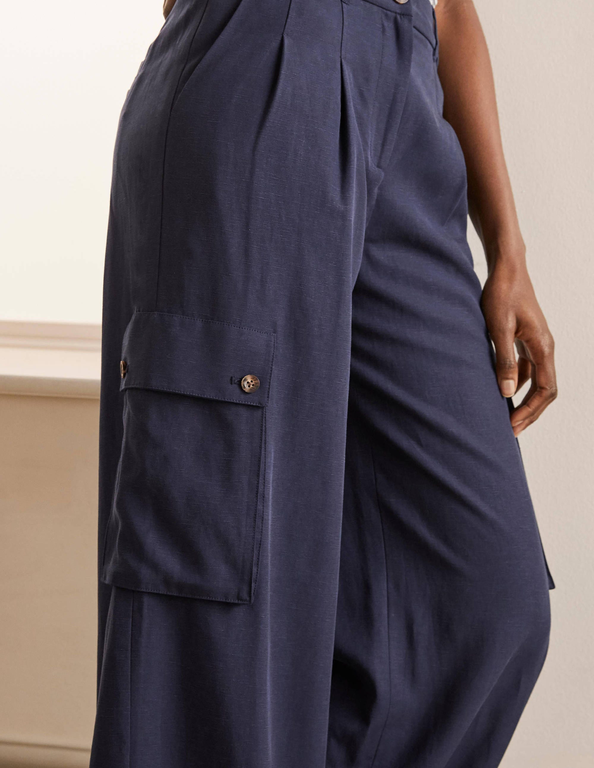 Ailesbury Cargo Pants-Navy - Image 3