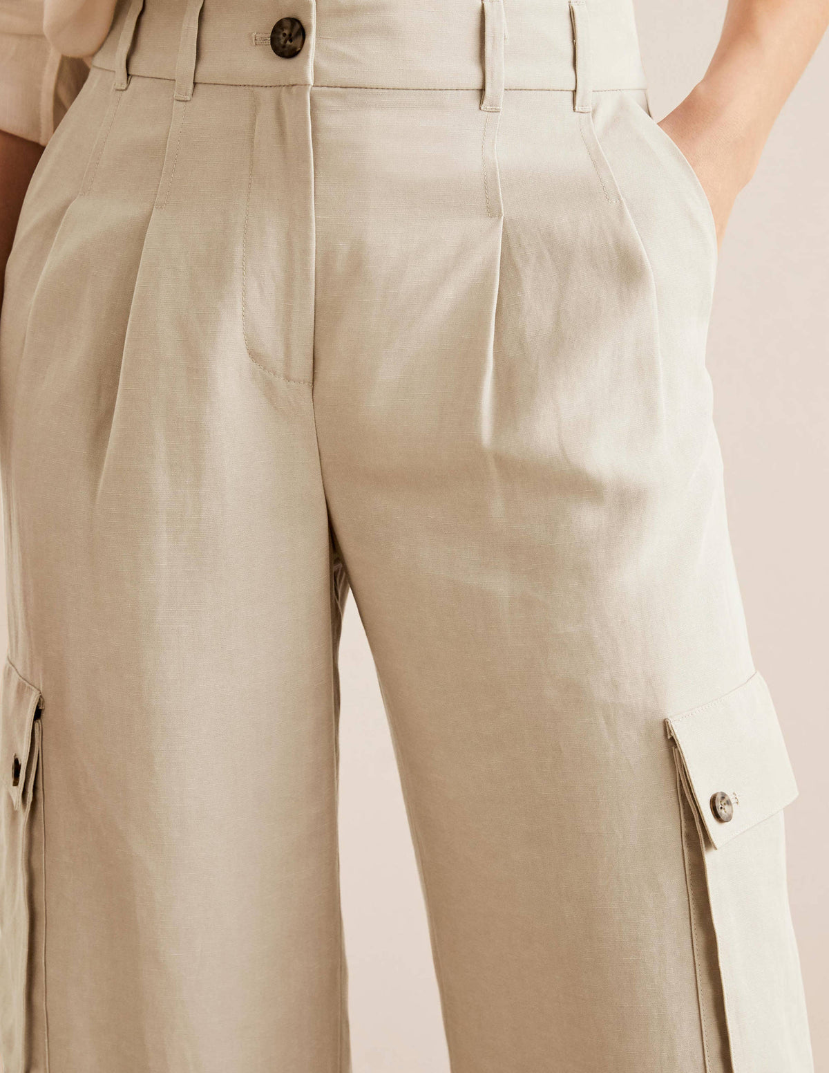 Ailesbury Cargo Pants-Sand - Image 3