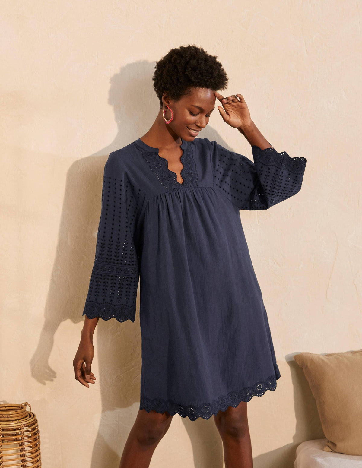 Erin Cotton Broderie Dress-Navy - Image 5