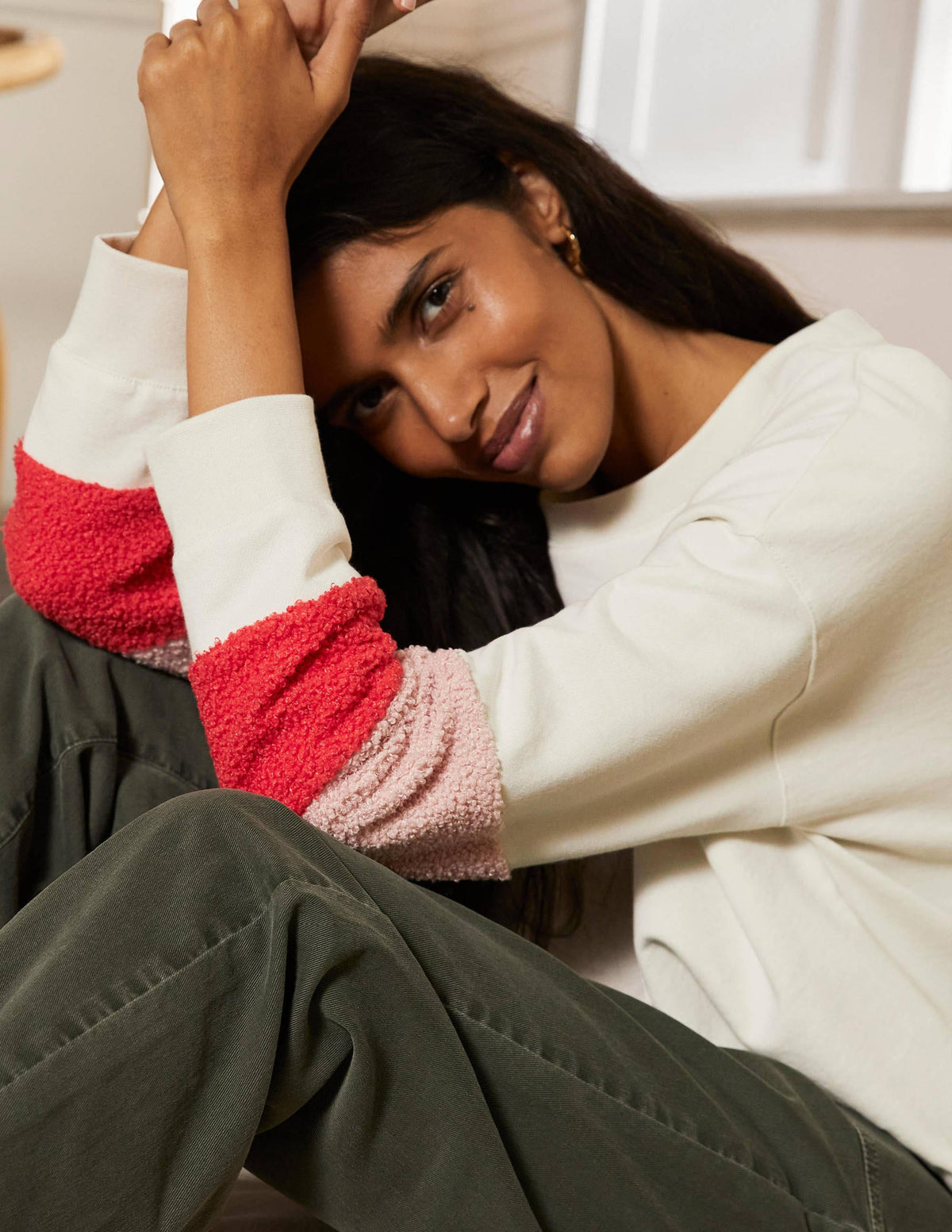 Interest Sweatshirt-Ivory Teddy Colourblock-2