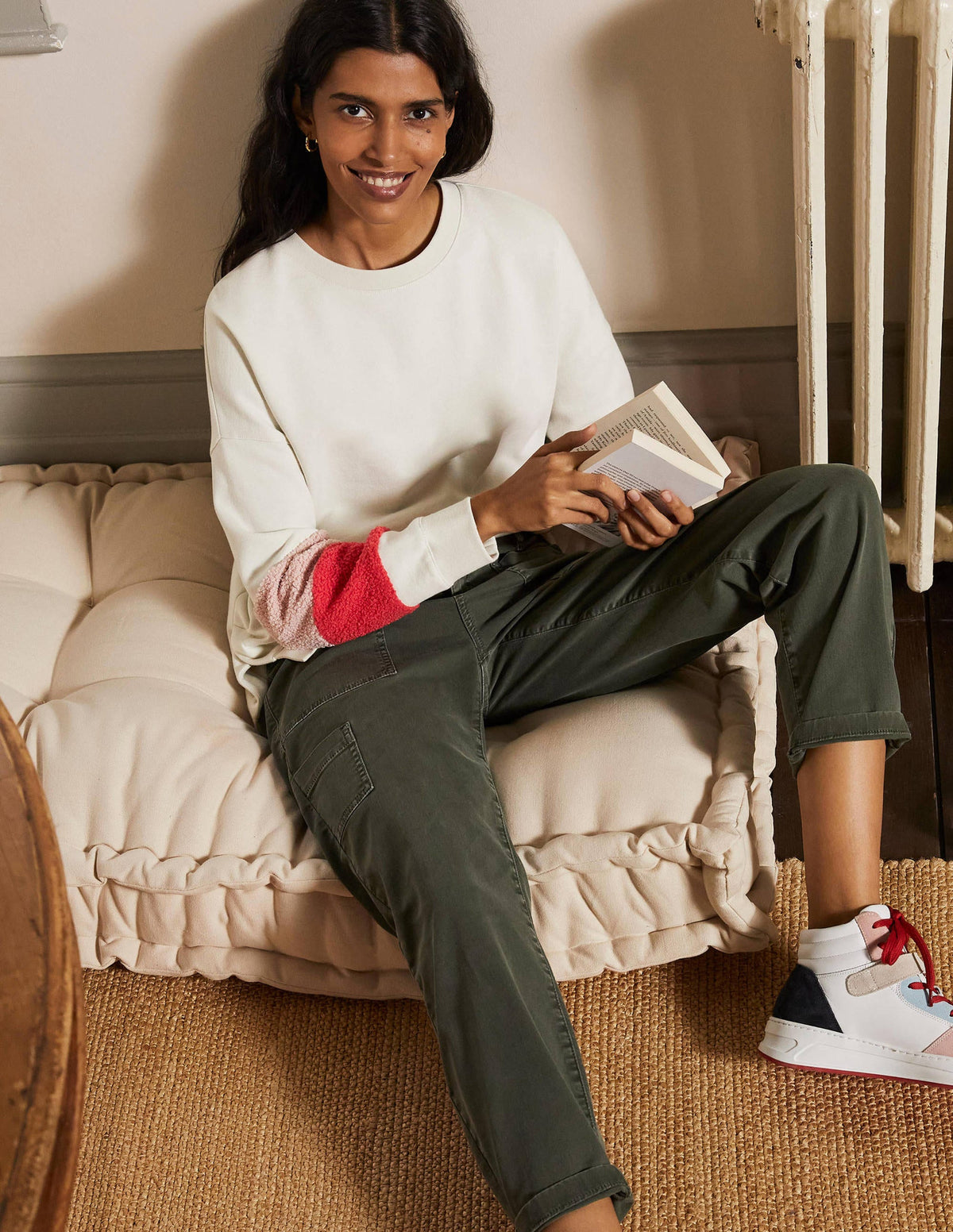 Interest Sweatshirt-Ivory Teddy Colourblock-3