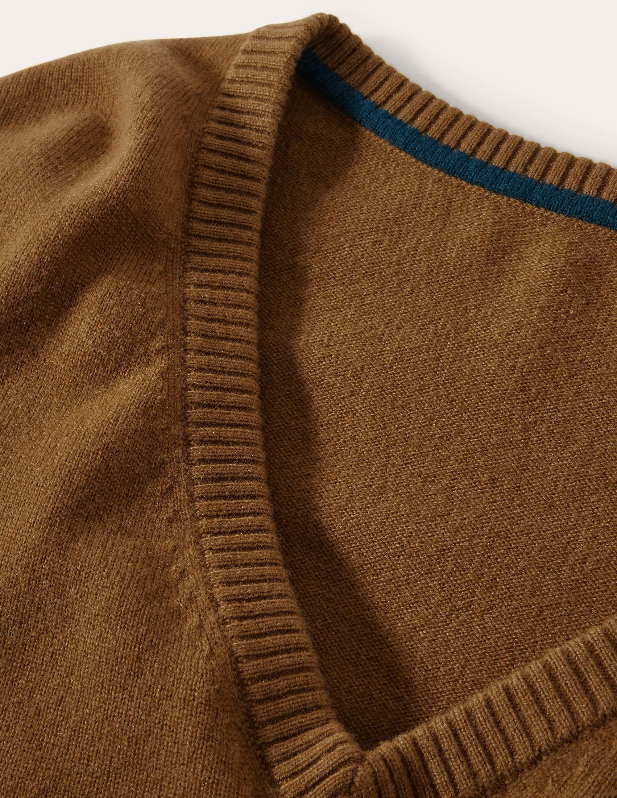 Cashmere V-neck Relax Jumper-Moss Brown - Image 6