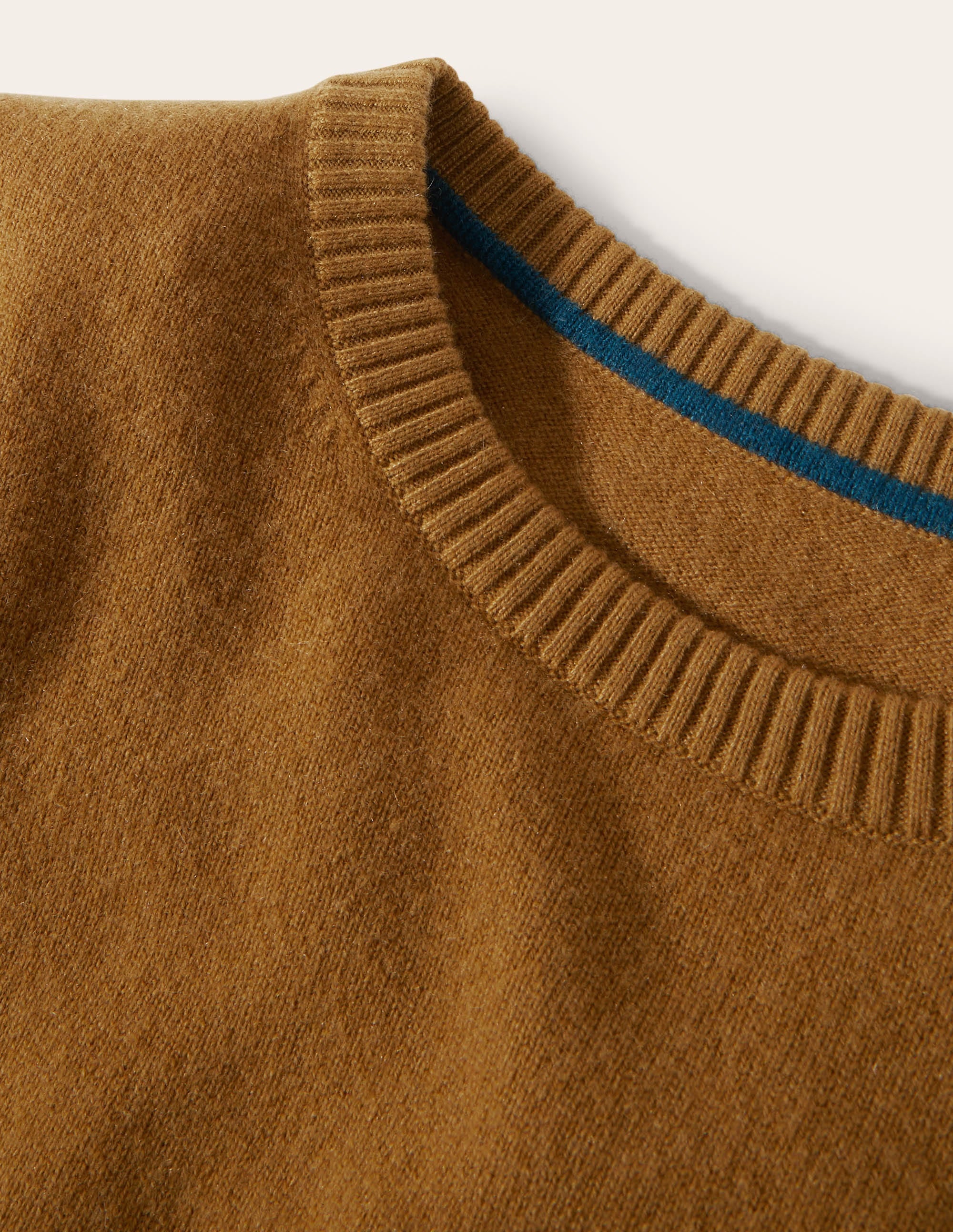 Cashmere Crew Neck Sweater-Moss Brown - Image 4