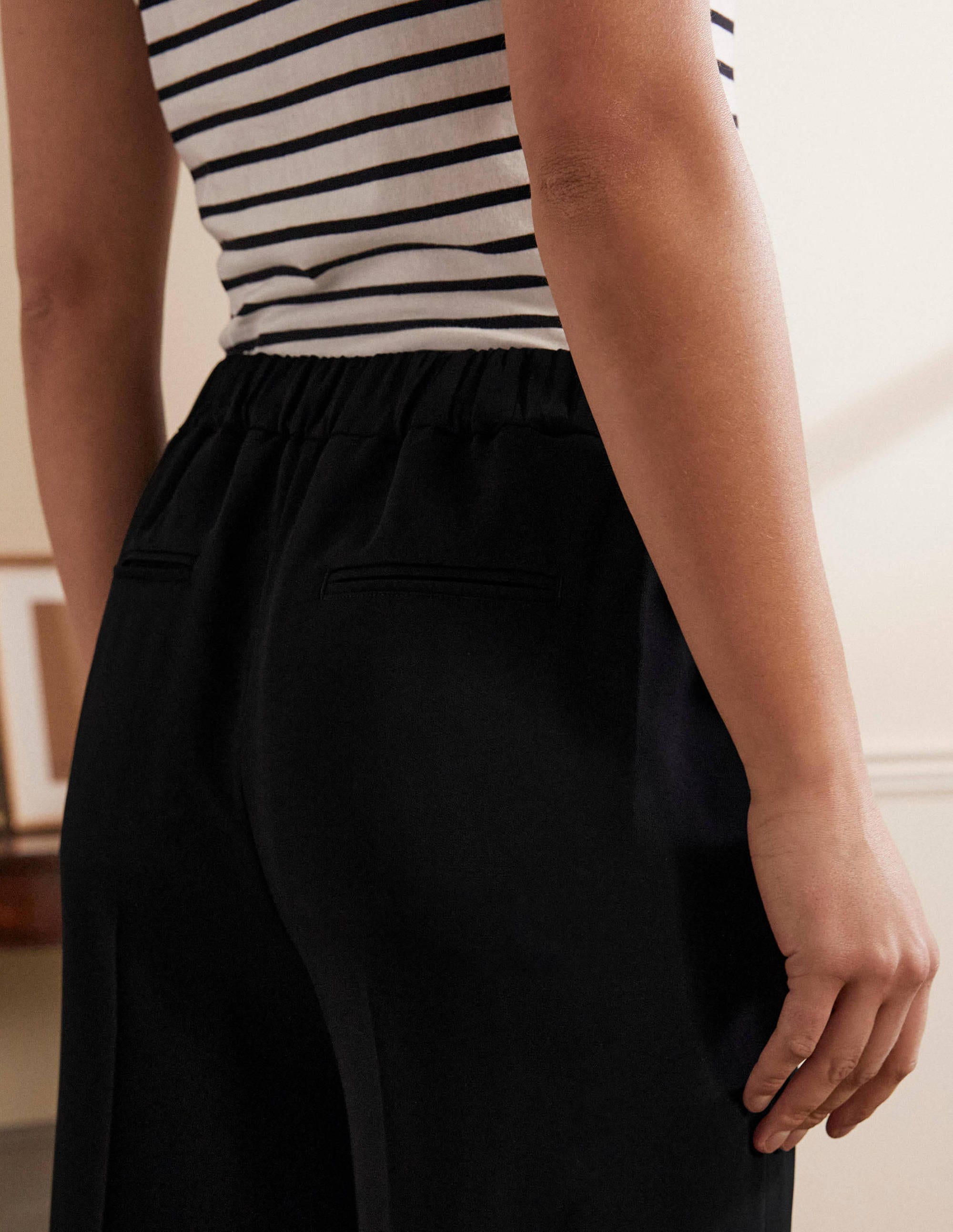 Albemarle Wide Leg Pants-Black - Image 4
