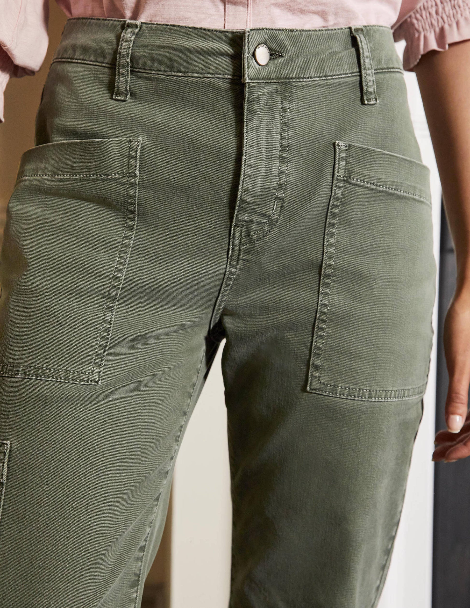 Patch Pocket Tapered Jeans-Marsh-4